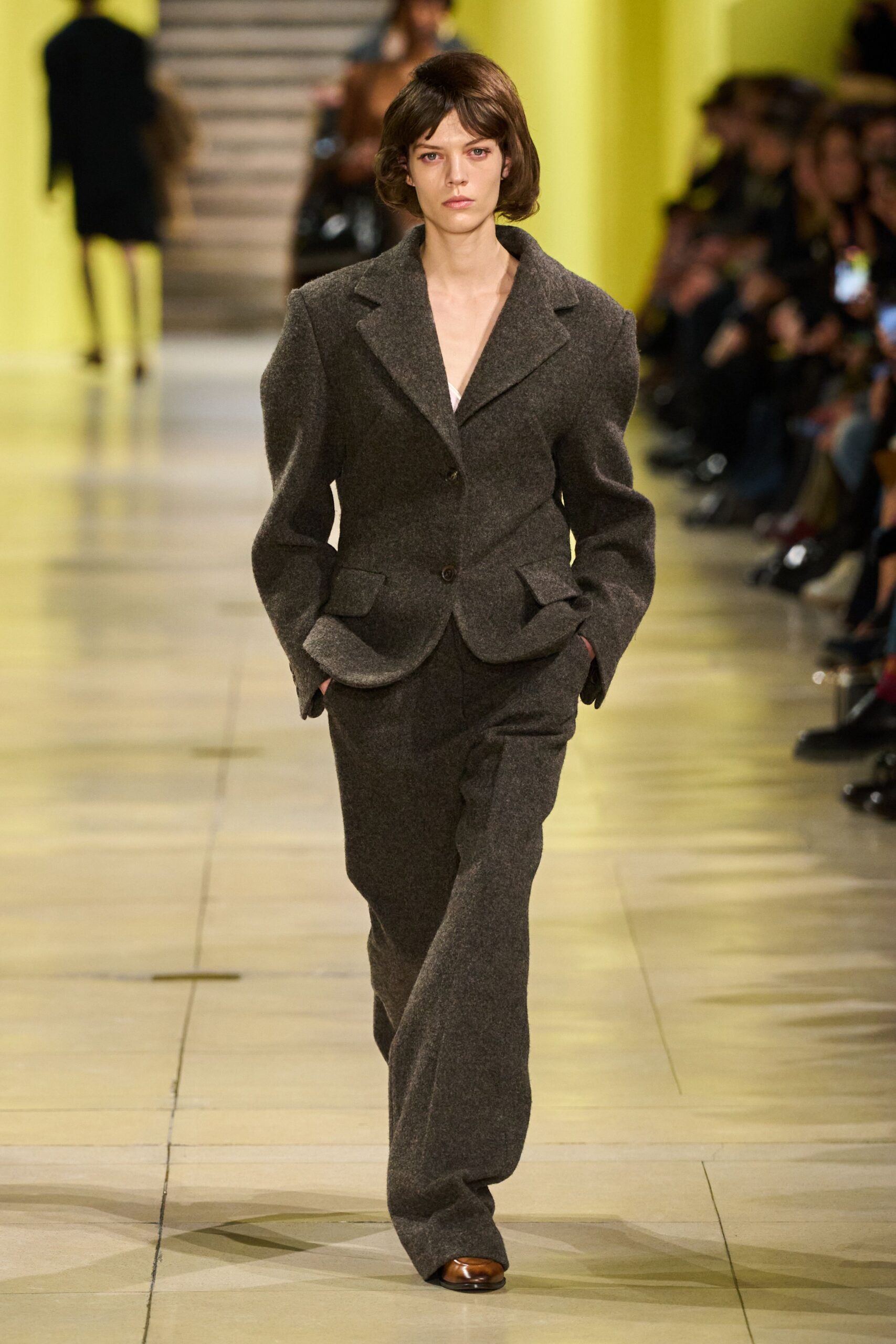 gray wool long-sleeve collared tailored buttoned straight-leg suit