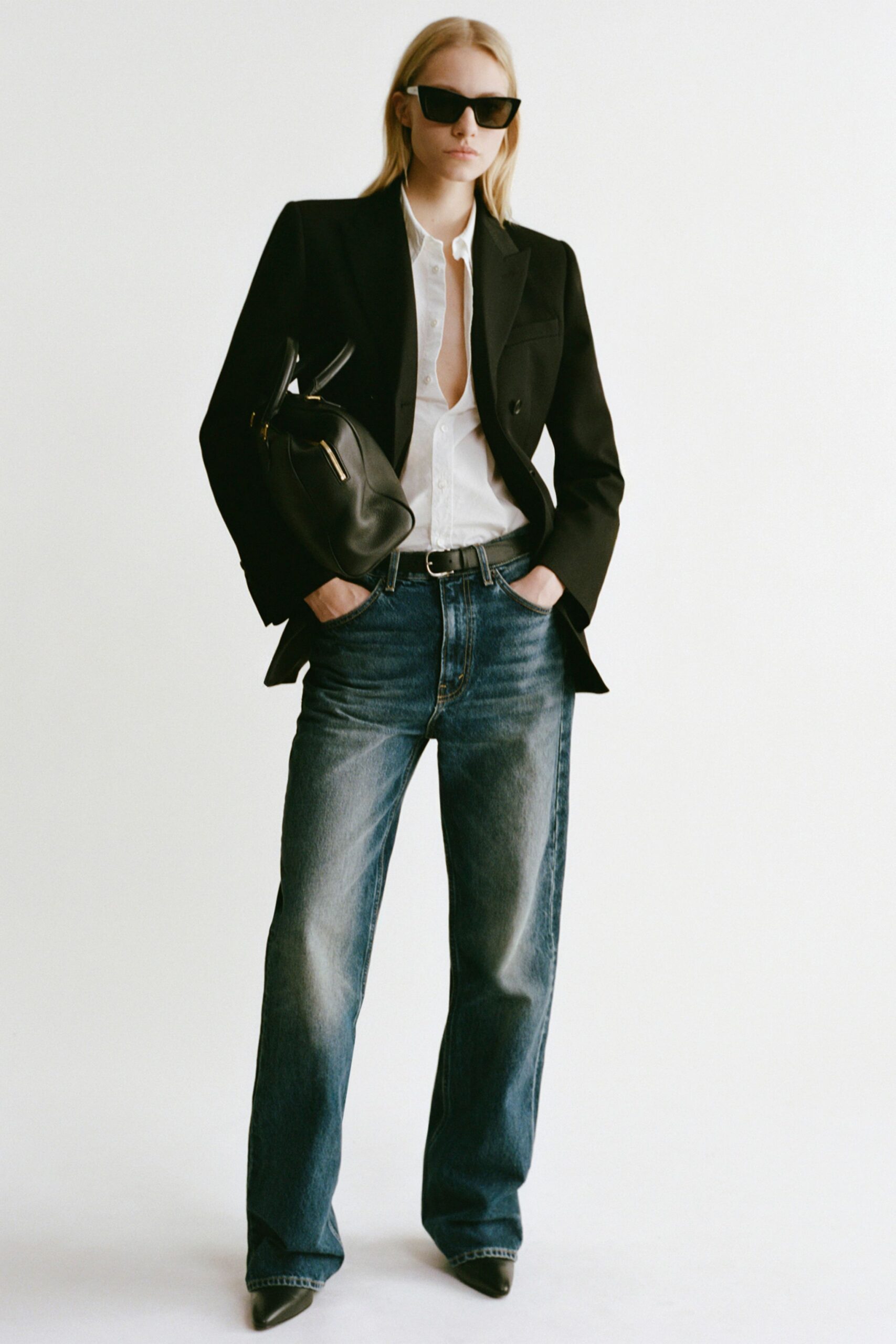 black tailored blazer with jeans