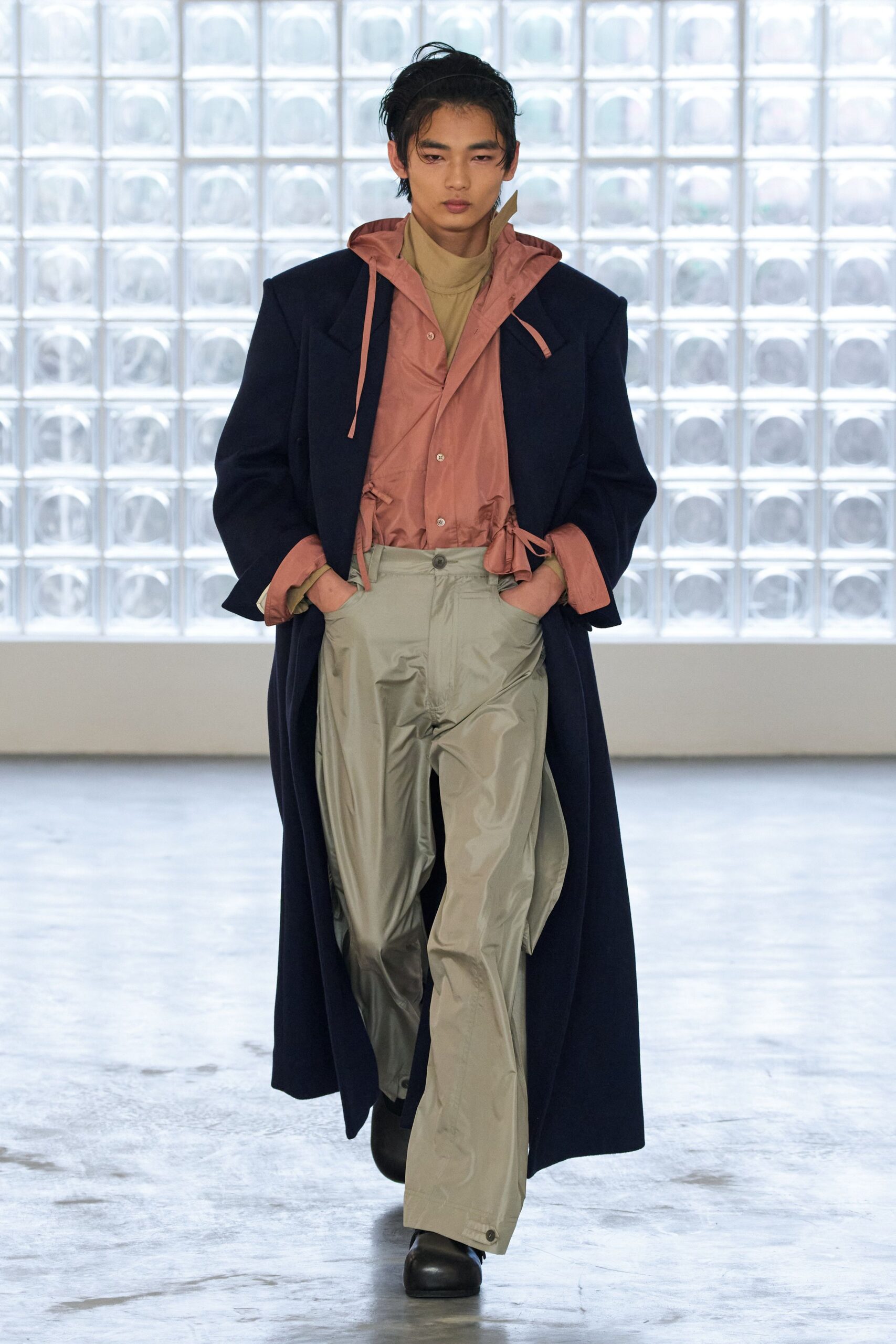 gray vinyl relaxed wide-leg pants