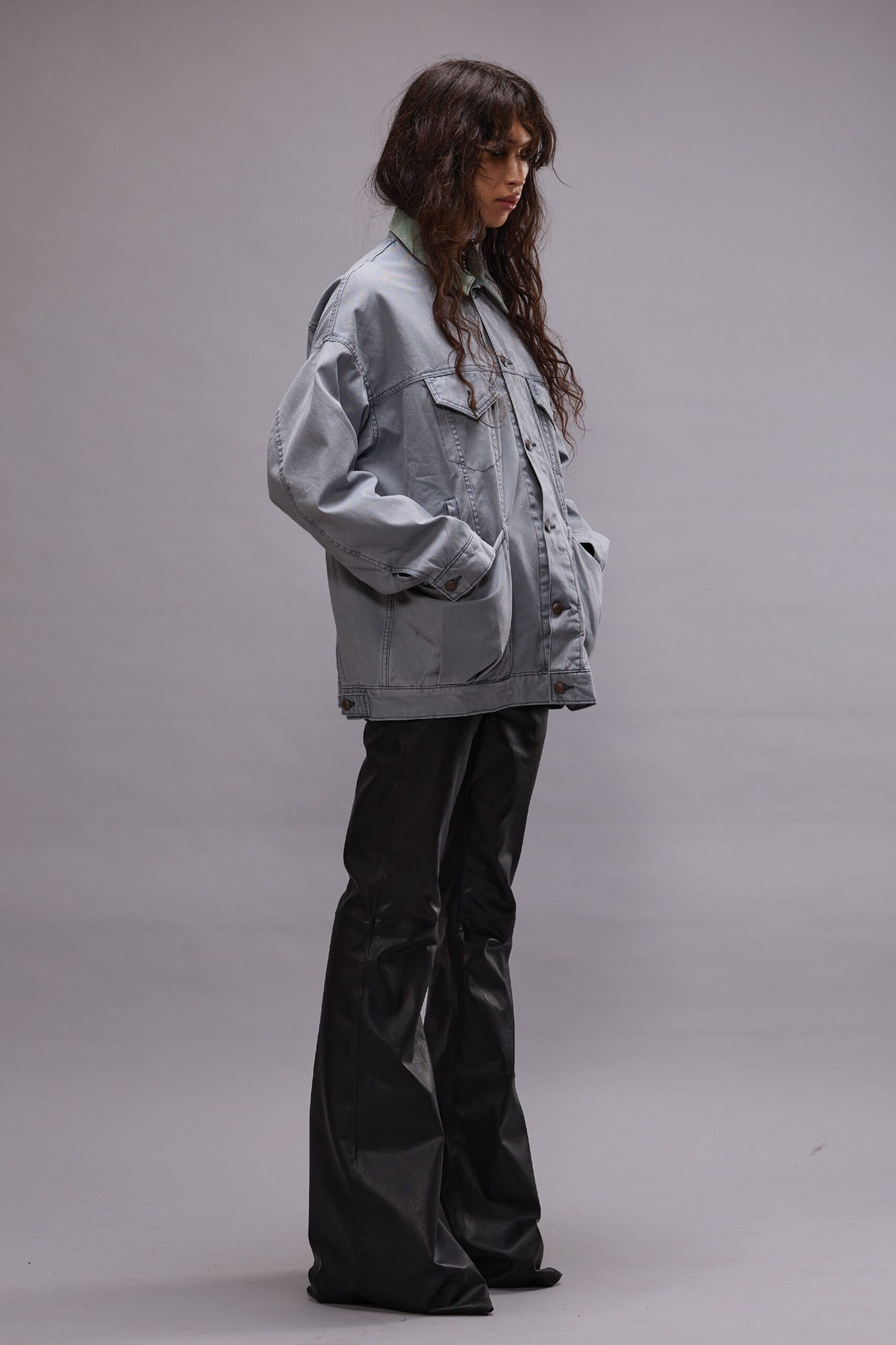 gray denim long-sleeve collared relaxed pockets jacket