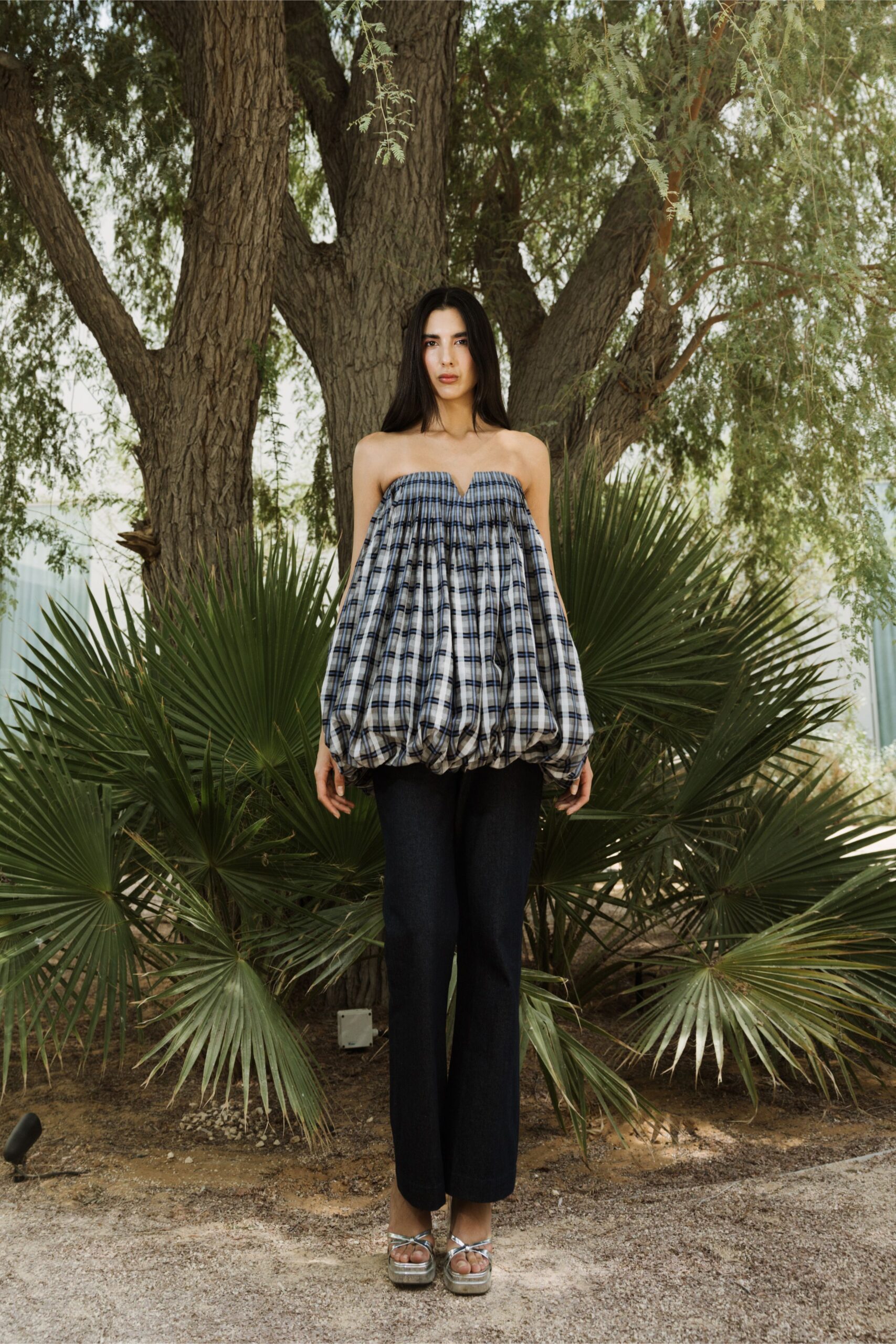blue cotton strapless relaxed pleated top