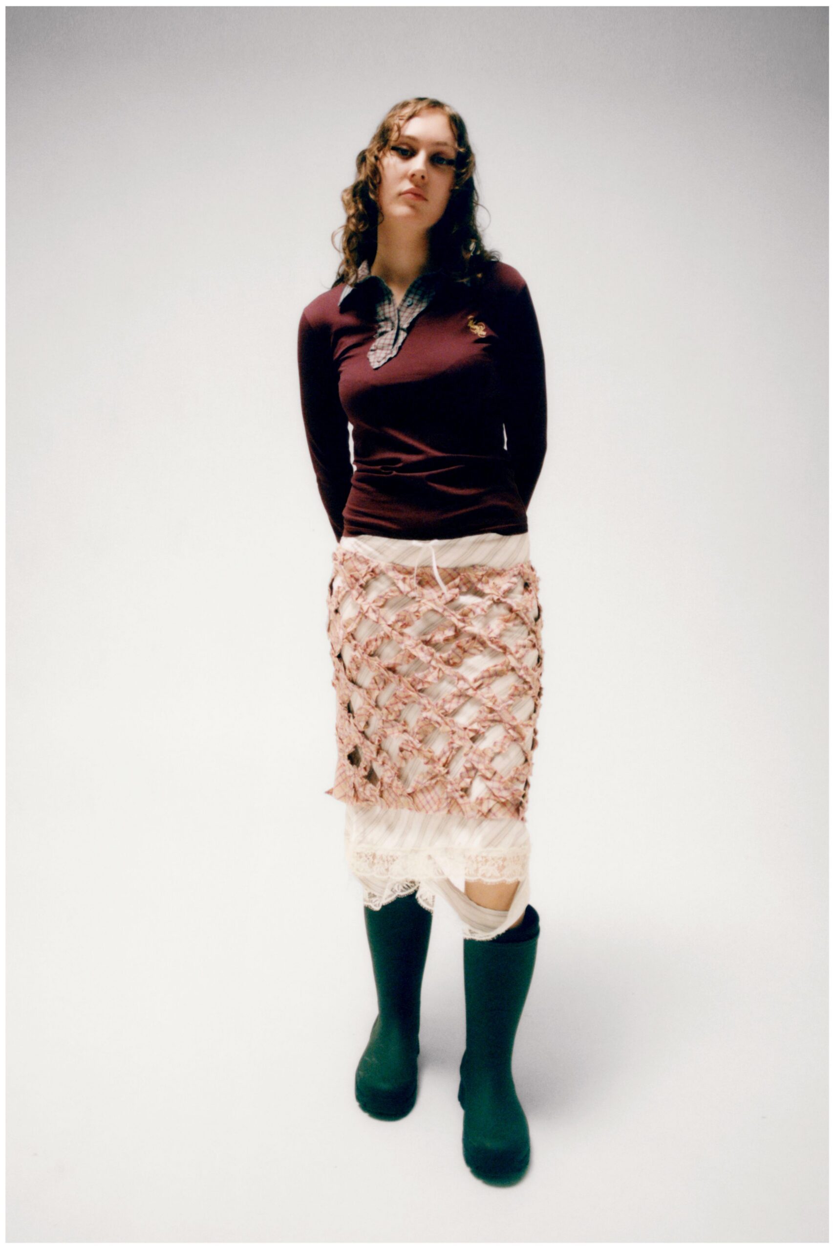 pink lace fitted pleated skirt