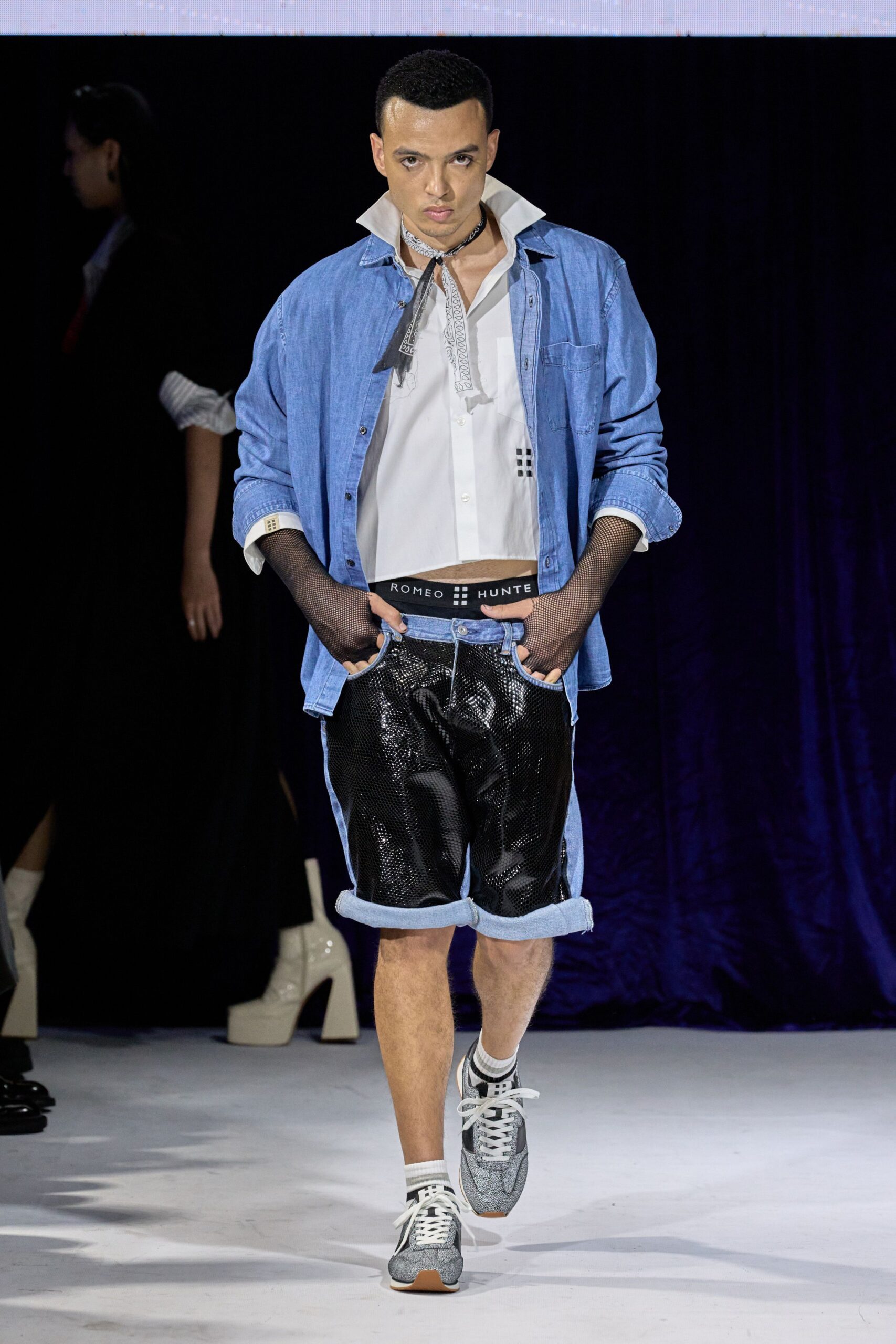 black cotton fitted distressed shorts