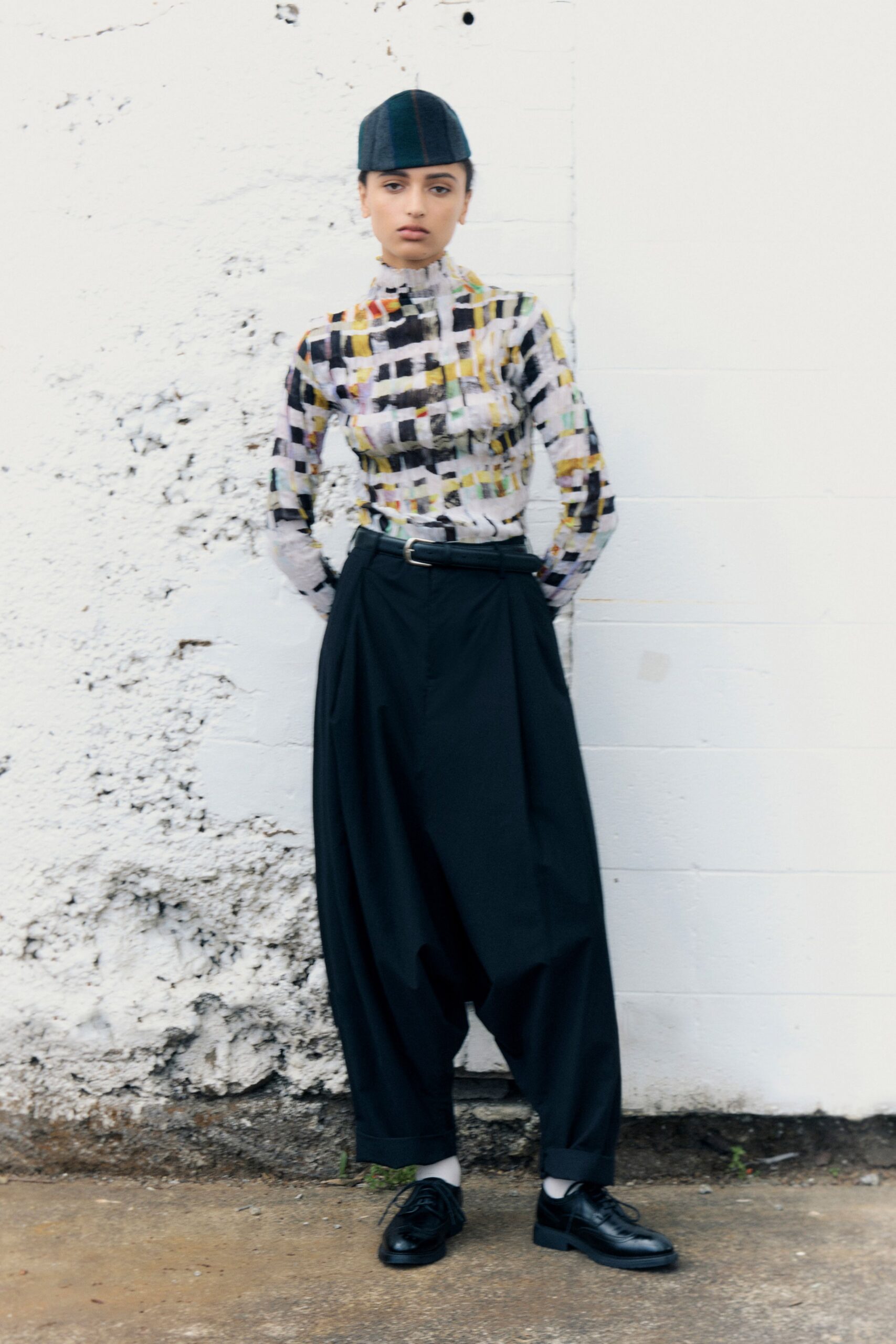 multi cotton long-sleeve collared fitted printed shirt