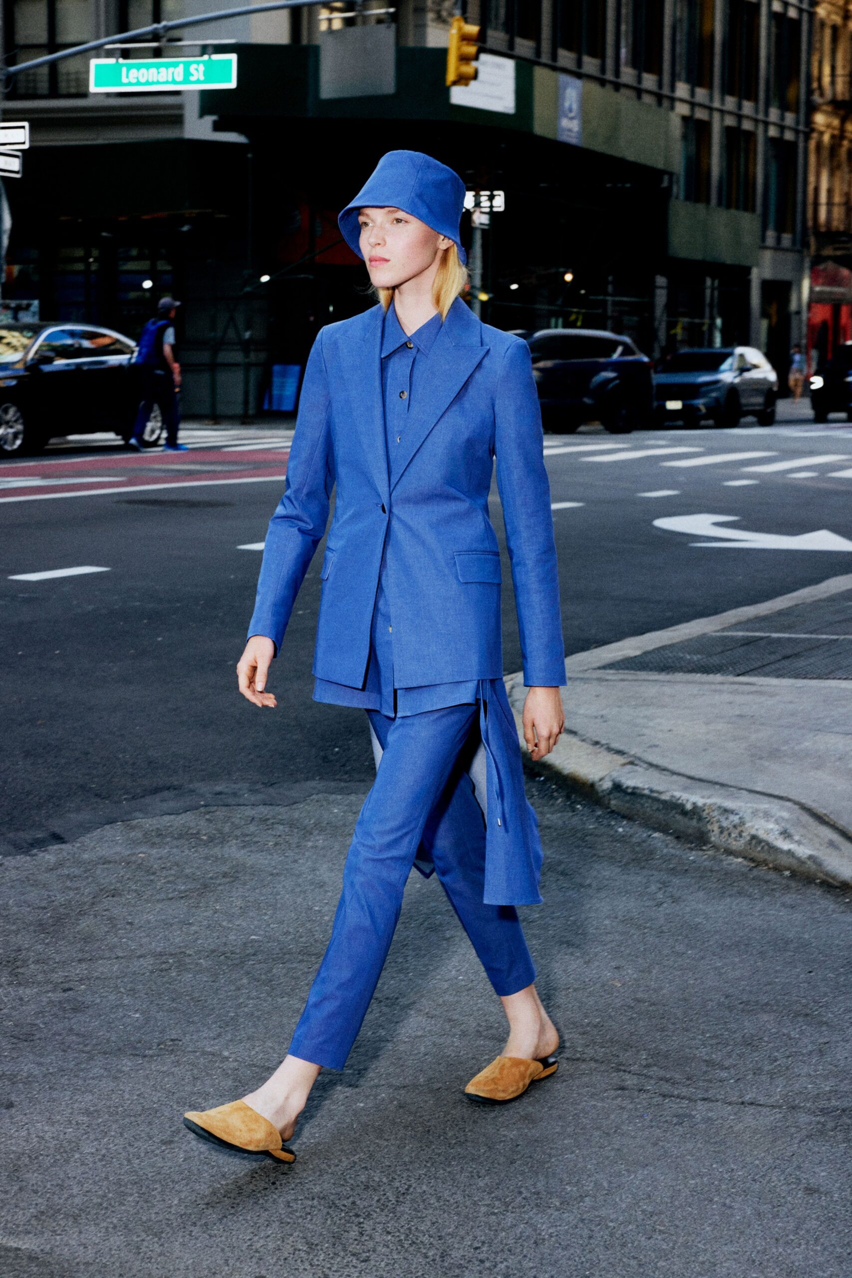 blue cotton long-sleeve collared tailored buttoned suit