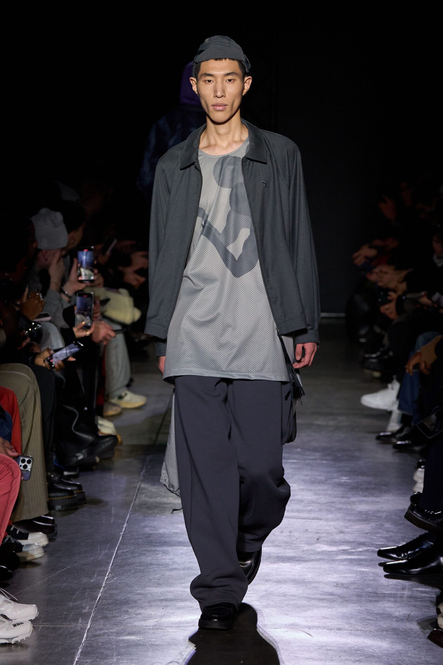 gray cotton long-sleeve collared relaxed layered shirt