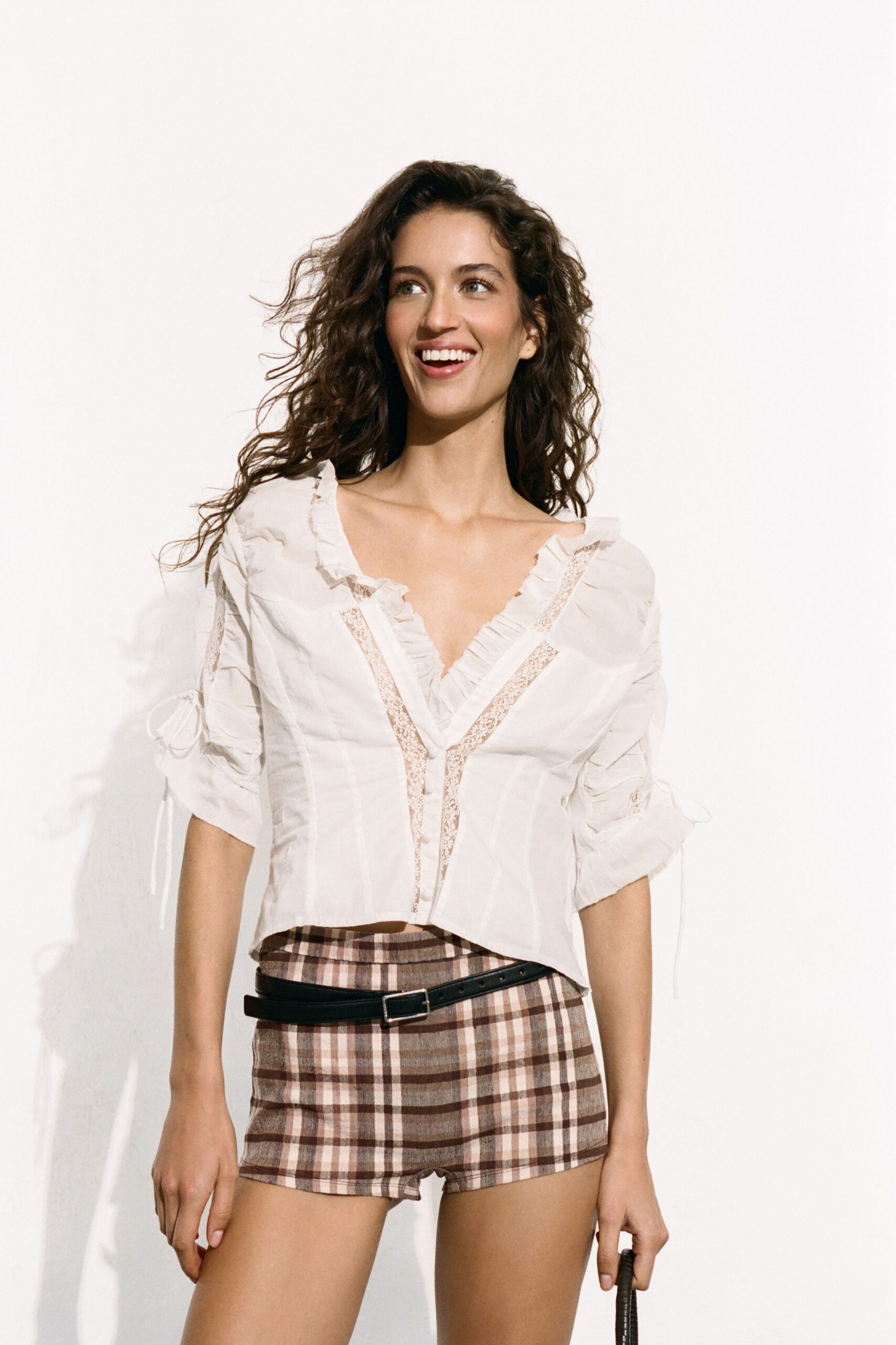 brown cotton fitted checked short shorts