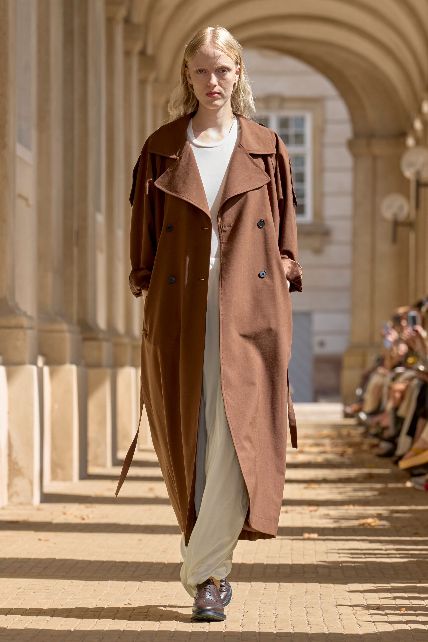 brown cotton long-sleeve collared relaxed maxi coat
