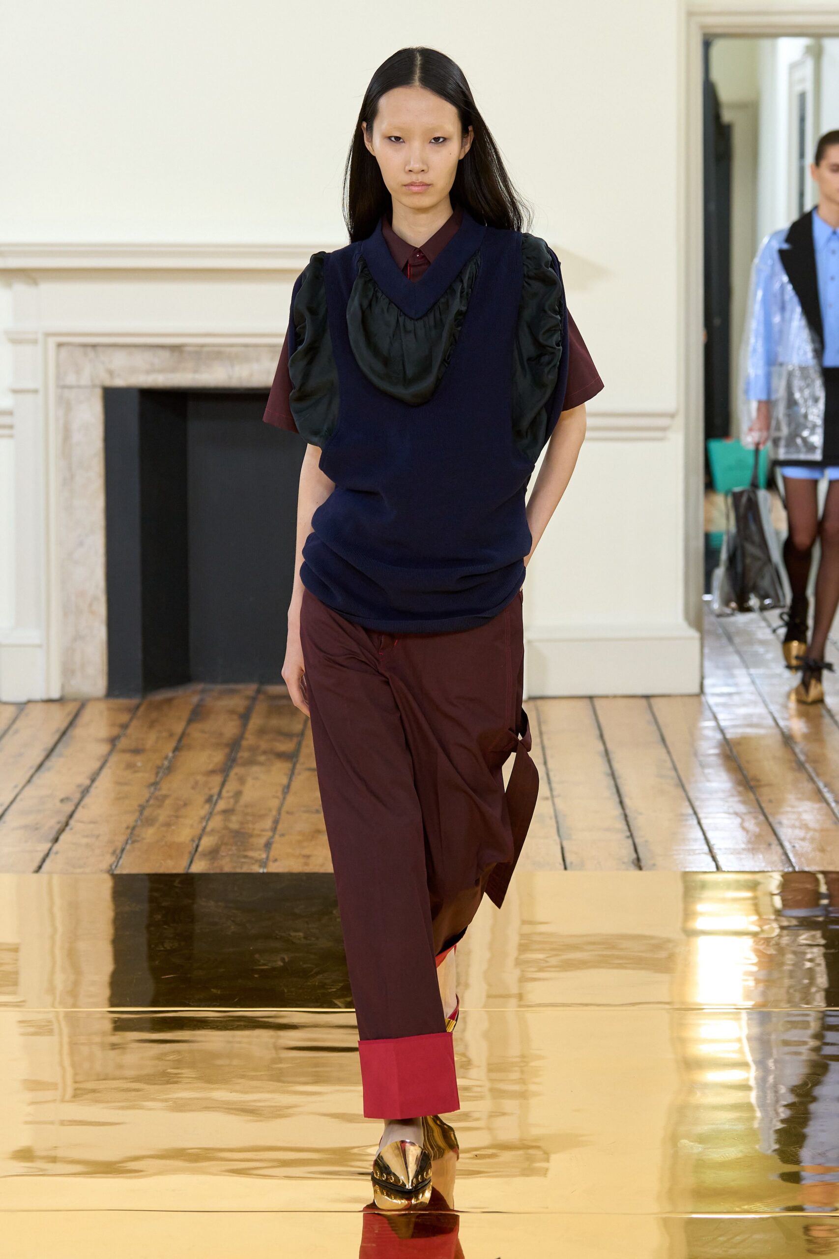 maroon cotton relaxed high-waisted straight-leg pants