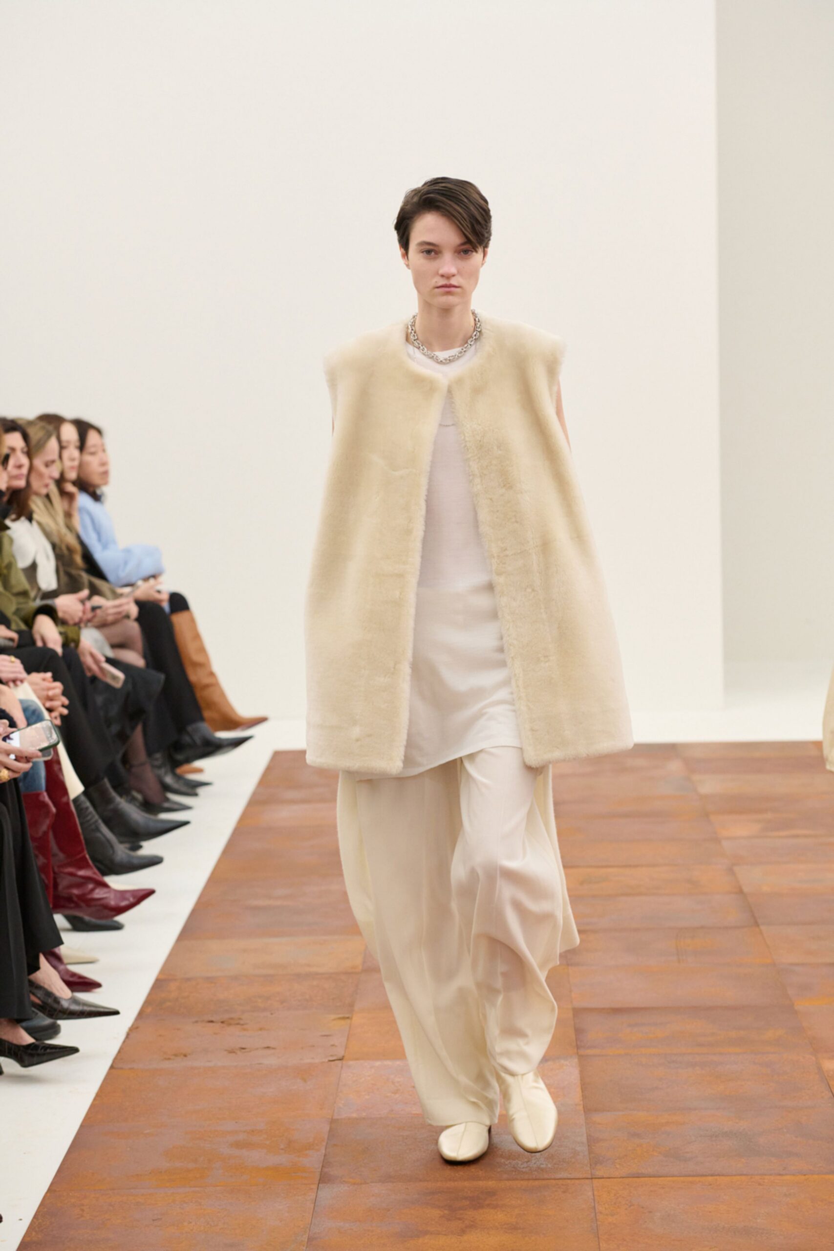 white silk fitted wide-leg pants
