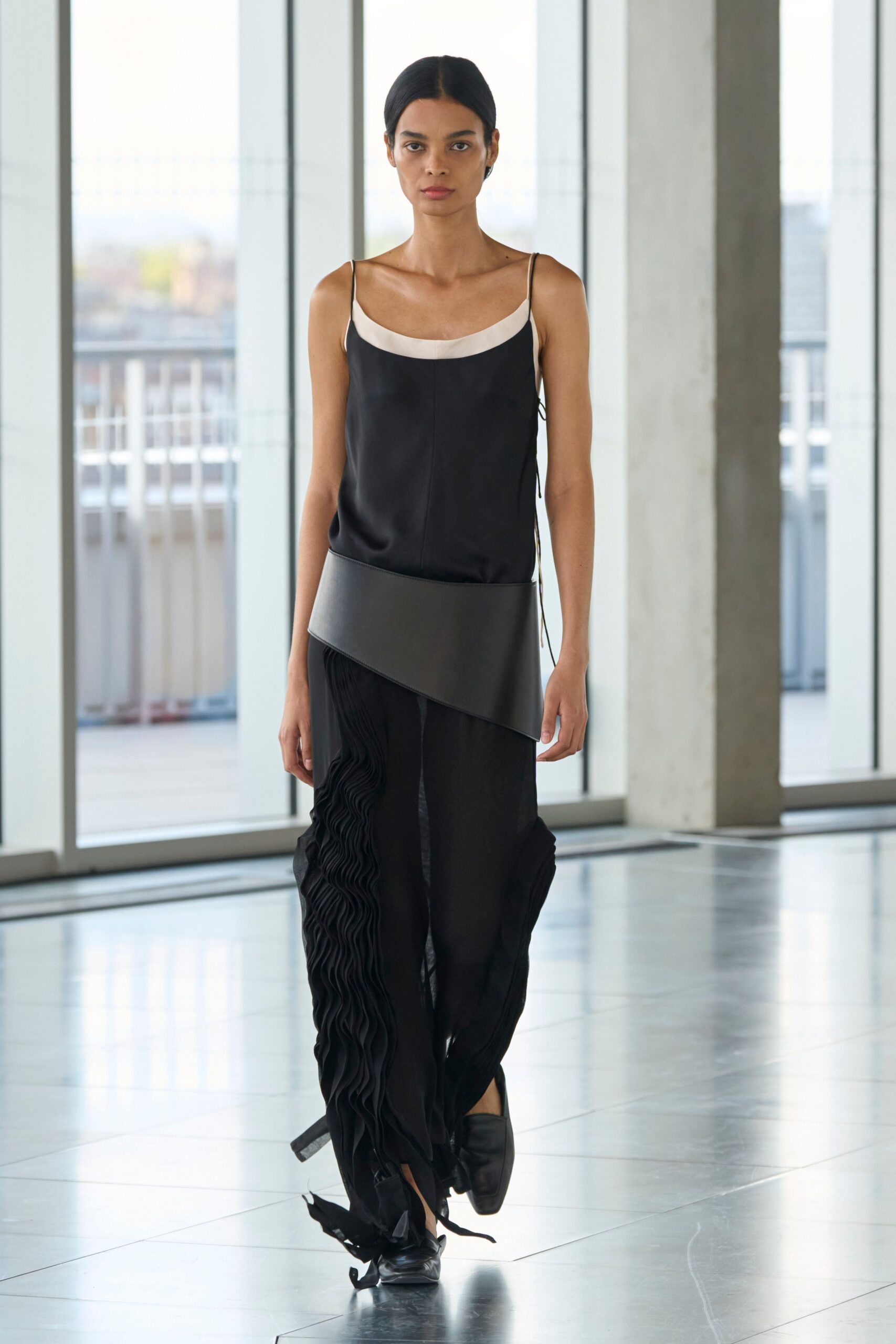 black silk sleeveless v-neck fitted layered top