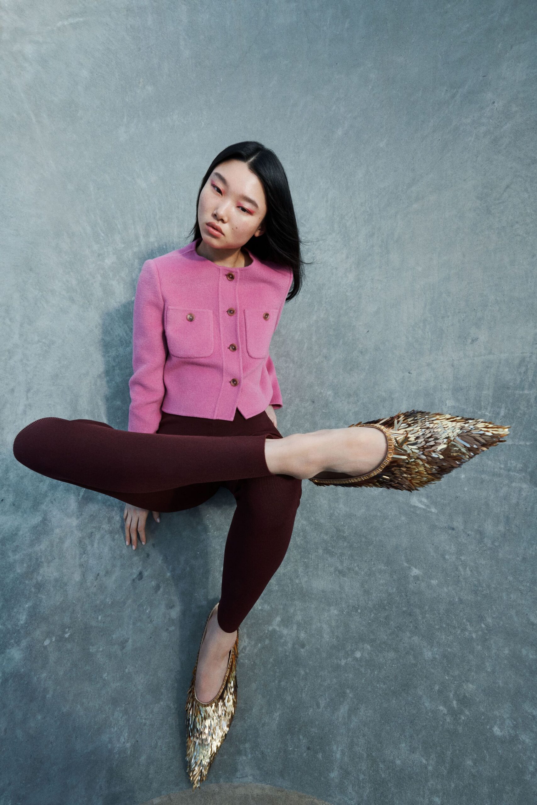pink wool long-sleeve collared fitted buttoned jacket