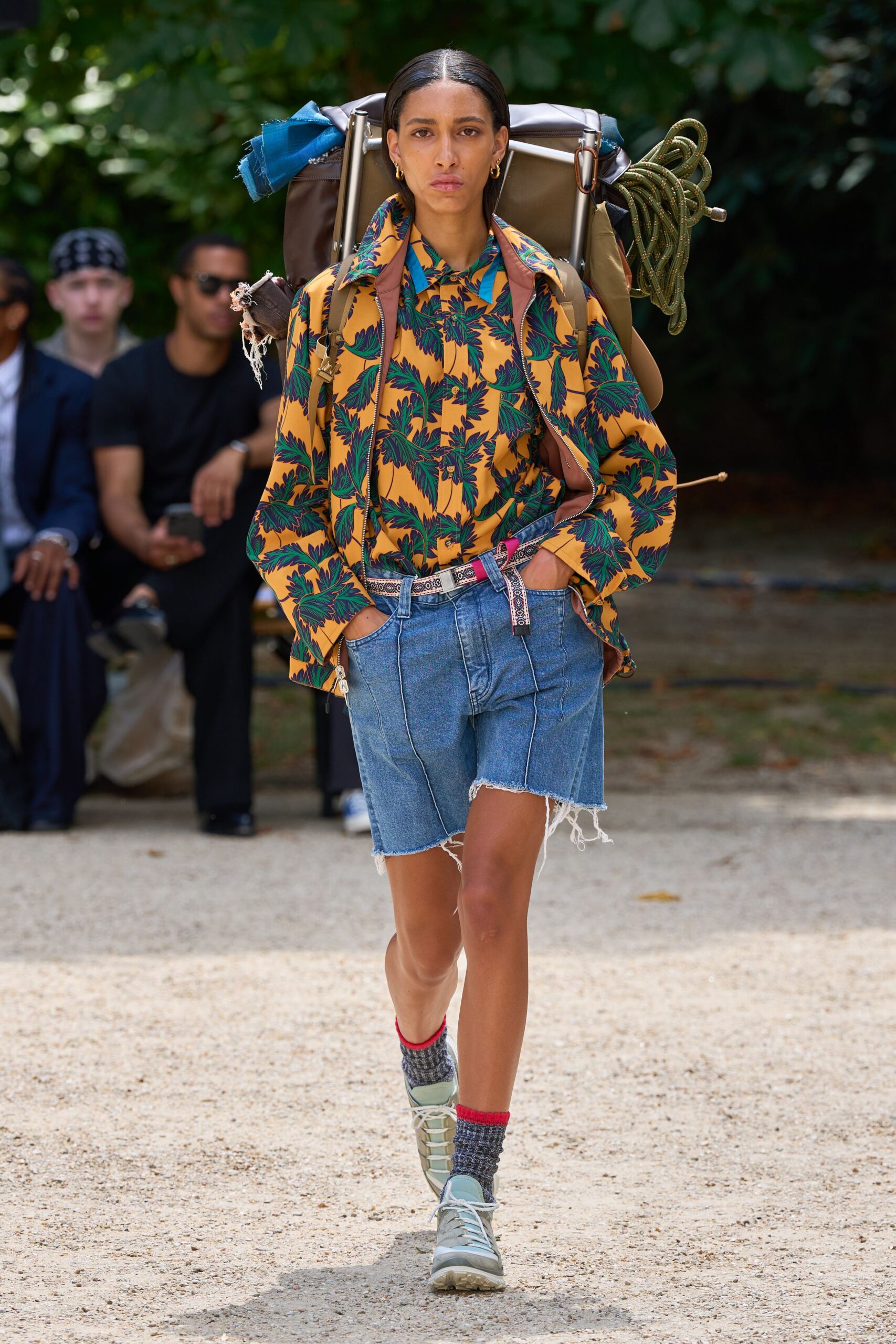 printed long-sleeve shirt with denim shorts
