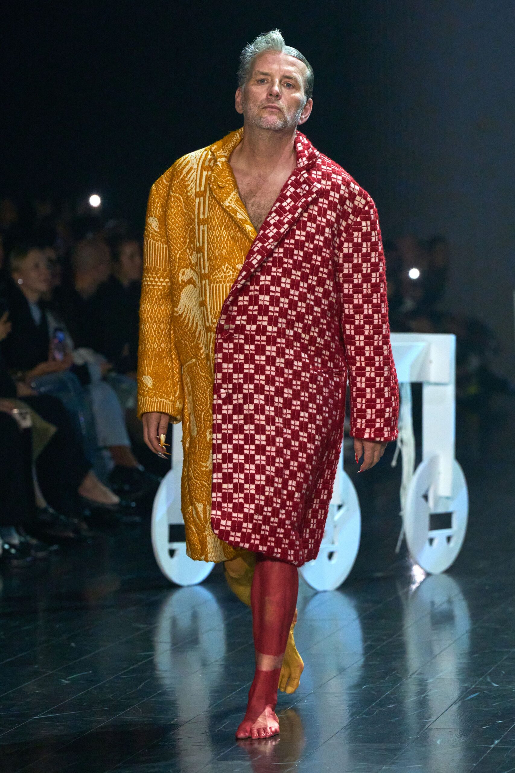 yellow cotton long-sleeve collared relaxed printed coat