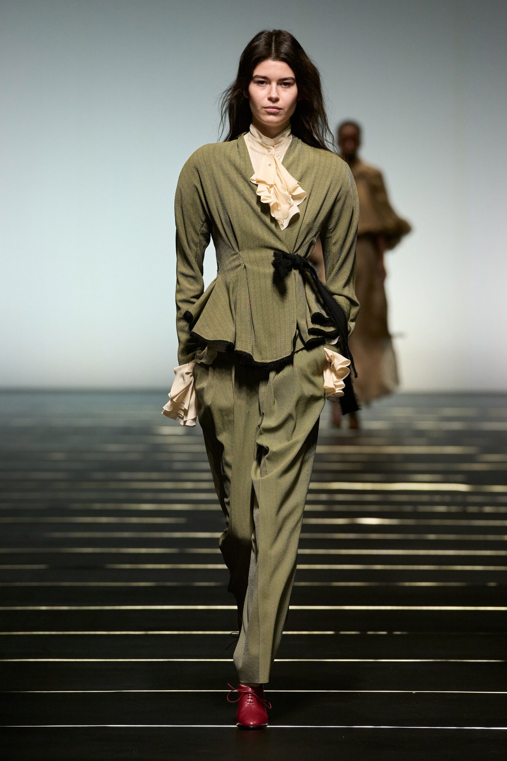 green cotton long-sleeve collared tailored ruffled buttoned blazer