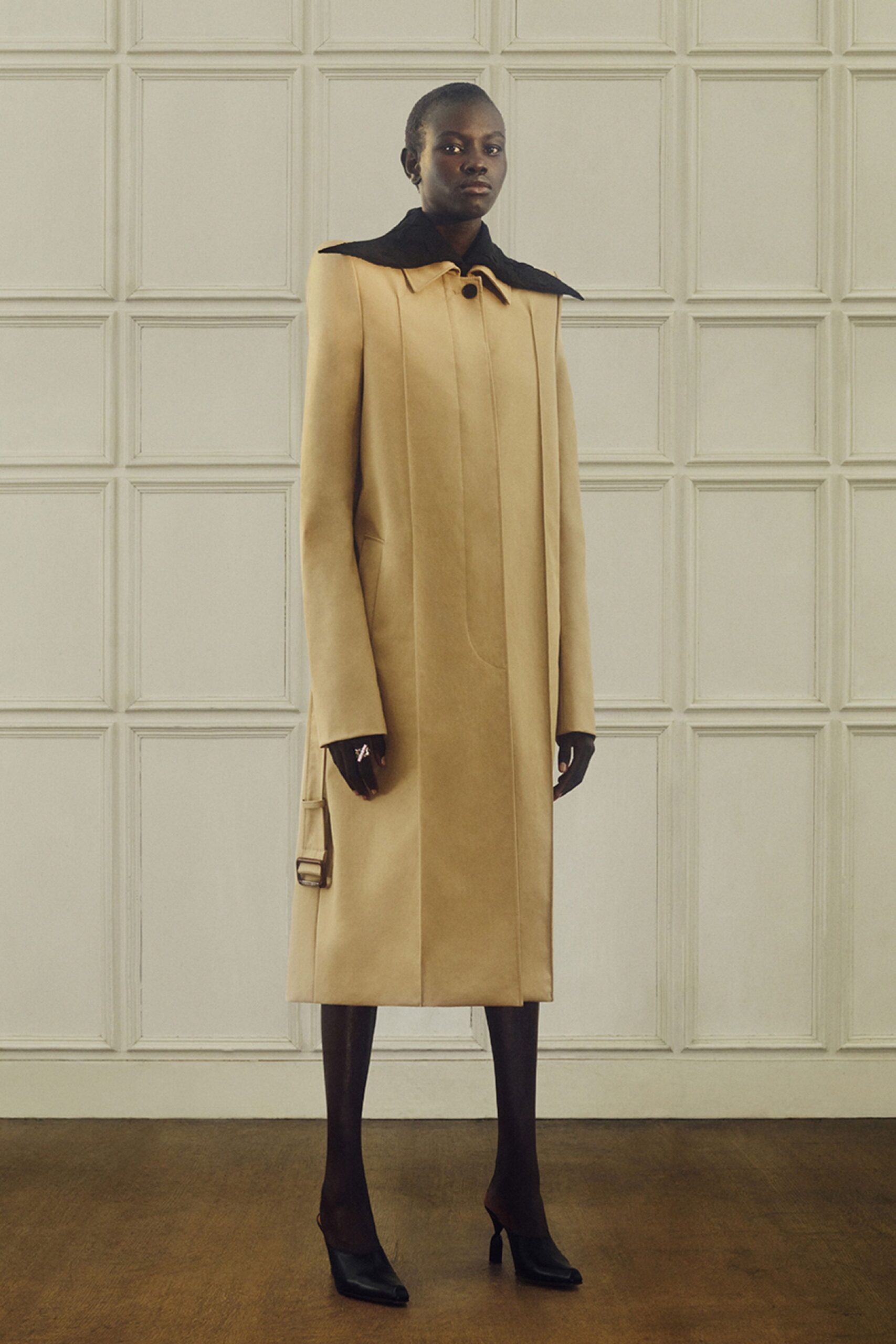 beige wool long-sleeve collared structured pleated coat