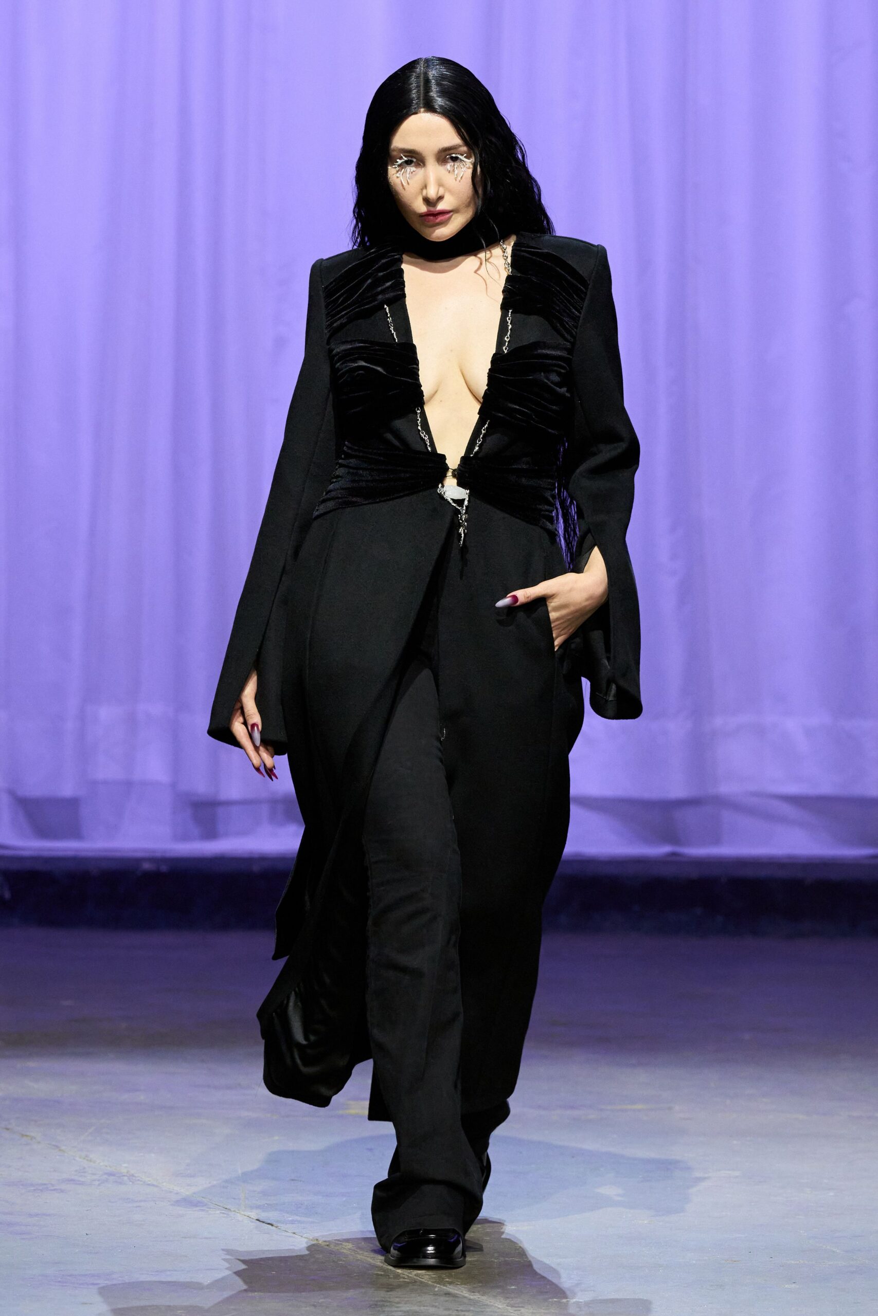 black velvet long-sleeve v-neck fitted draped jacket