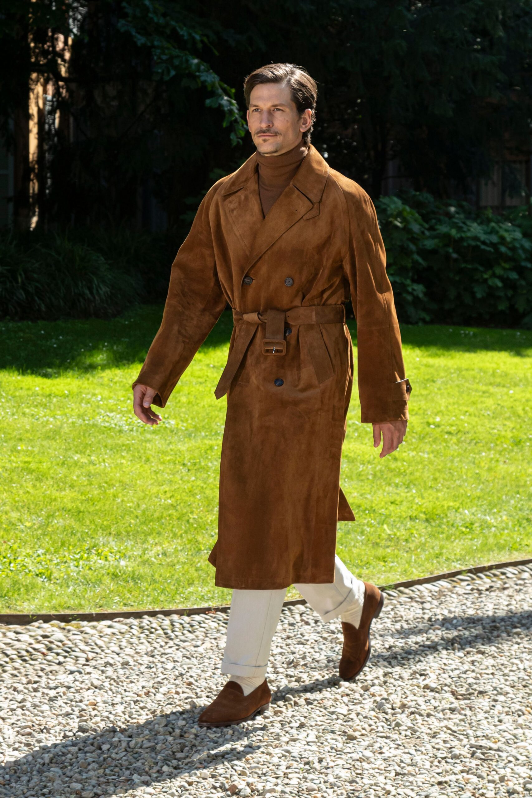 brown suede long-sleeve collared fitted belted maxi coat