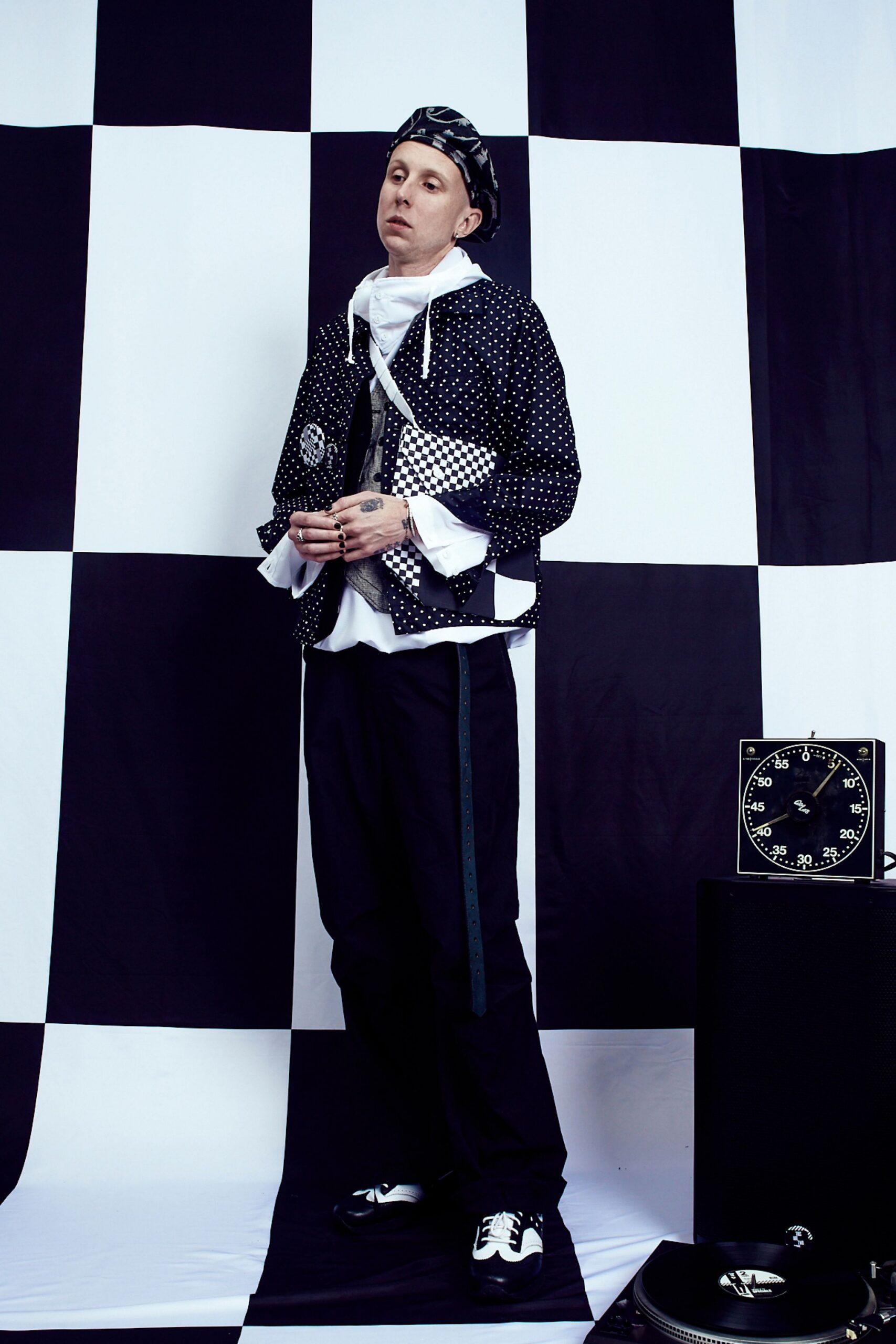 black cotton long-sleeve collared relaxed printed jacket