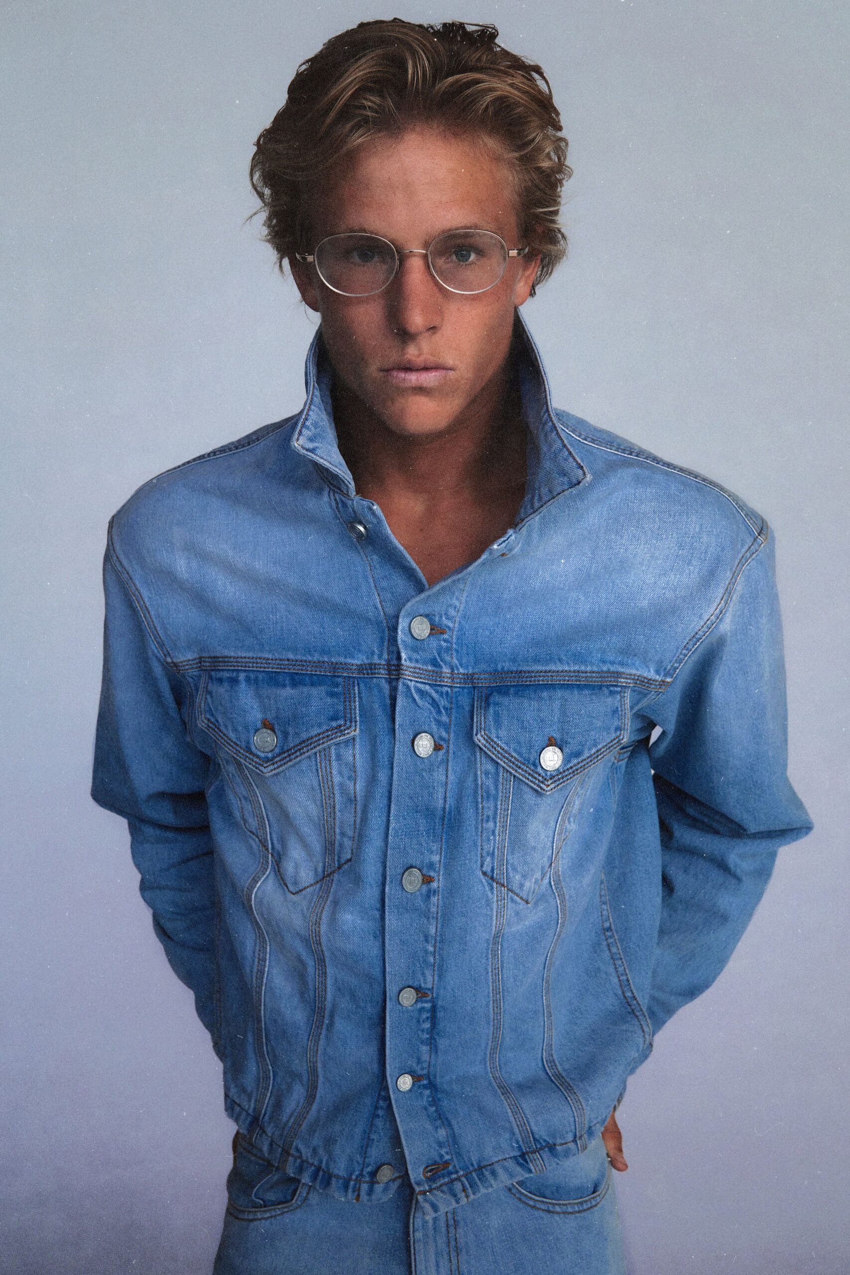 fitted blue denim jacket