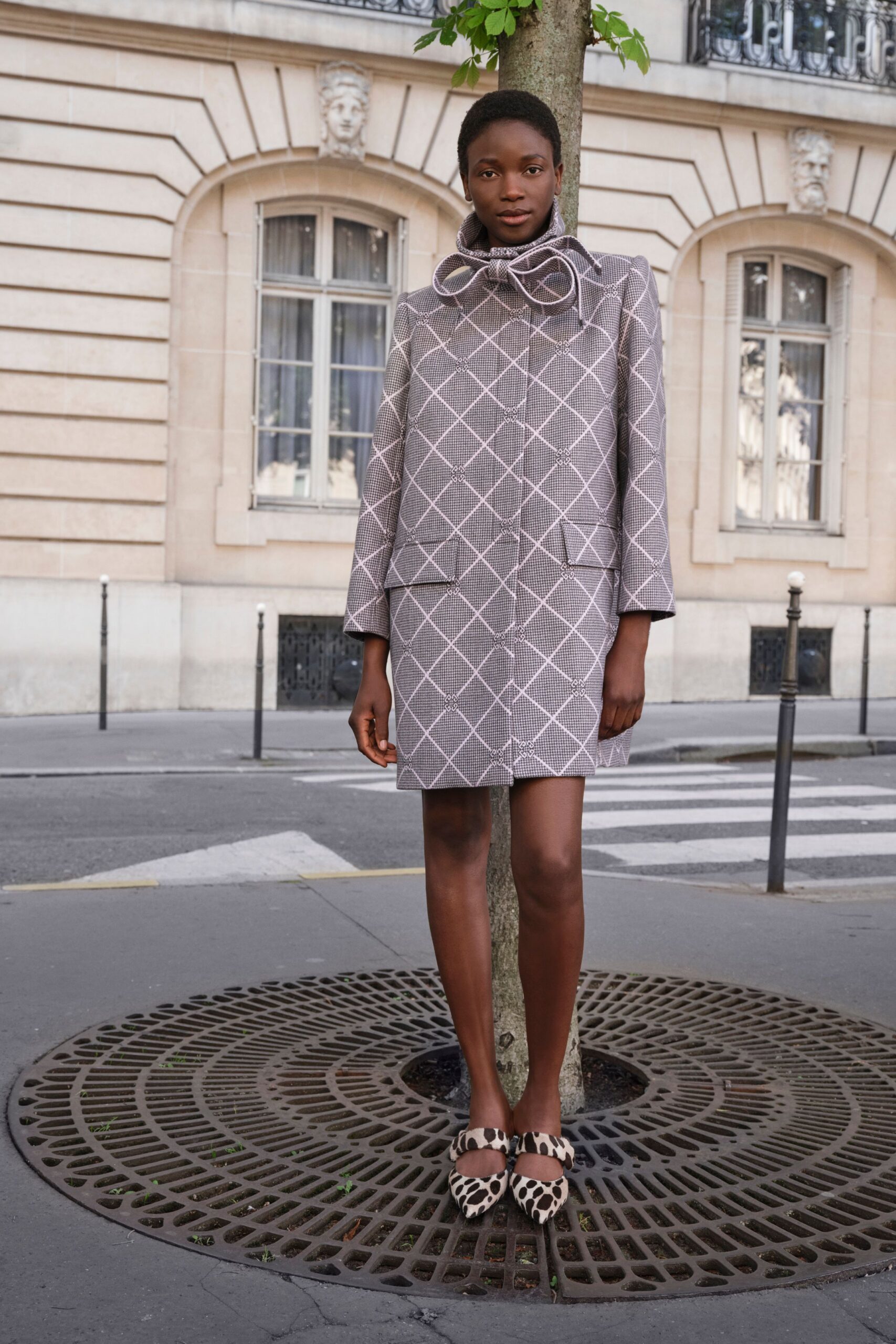 gray wool long-sleeve collared structured checked short coat