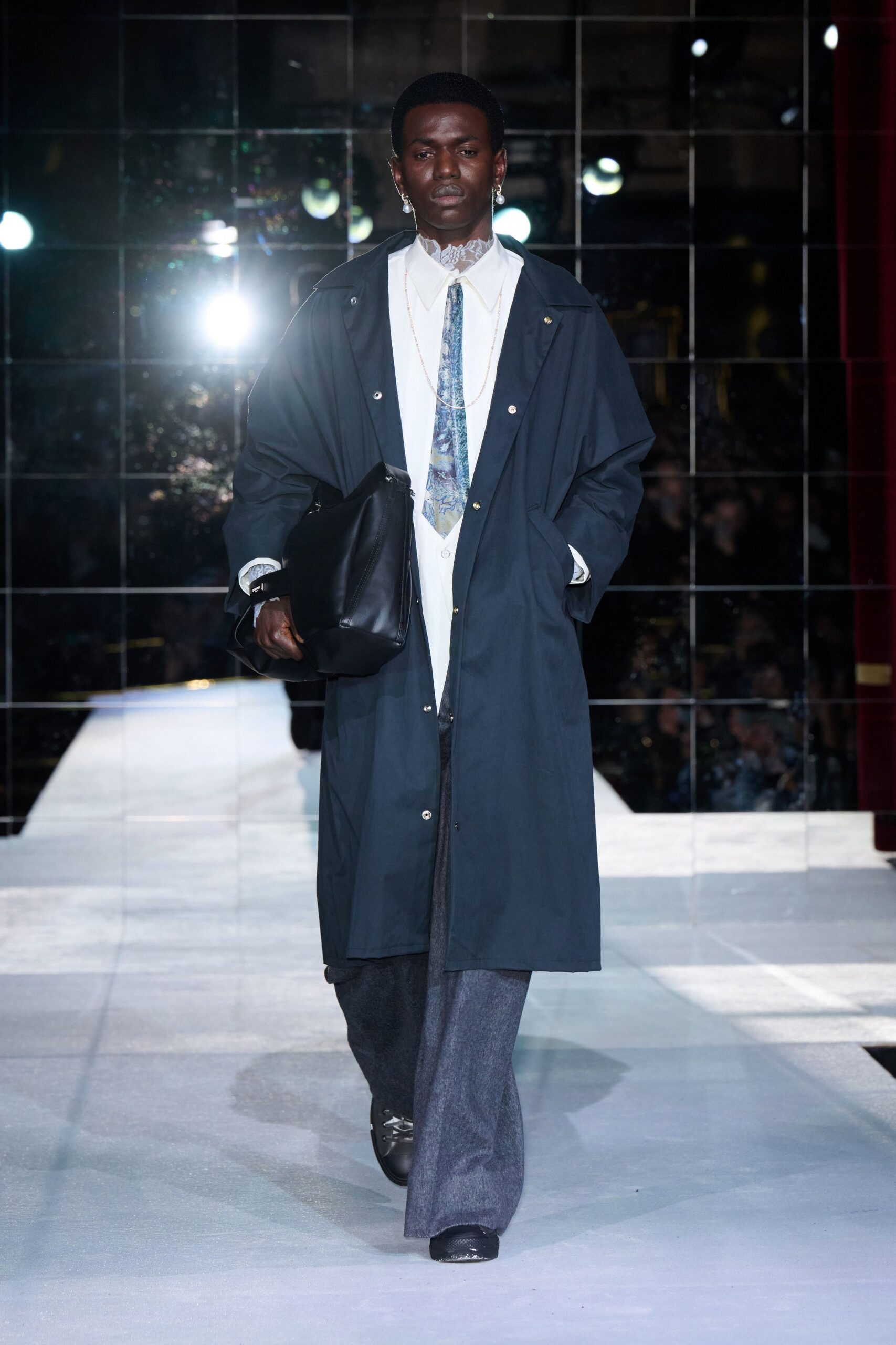 blue cotton long-sleeve collared relaxed buttoned coat