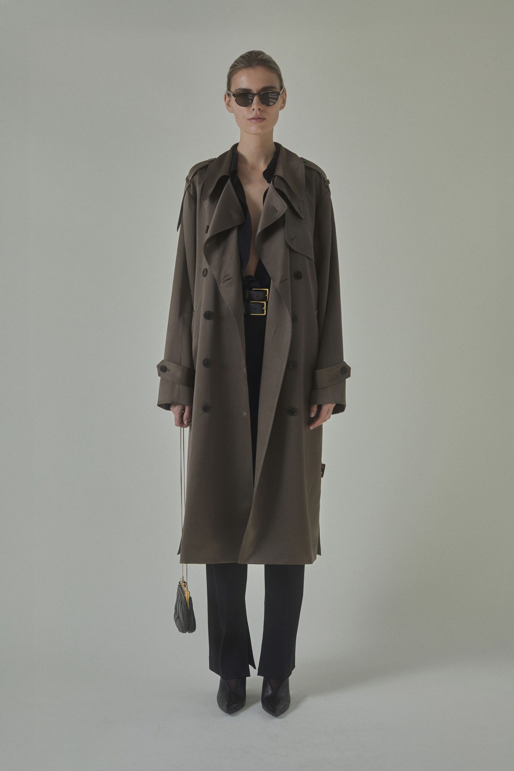 brown cotton long-sleeve collared relaxed buttoned trench