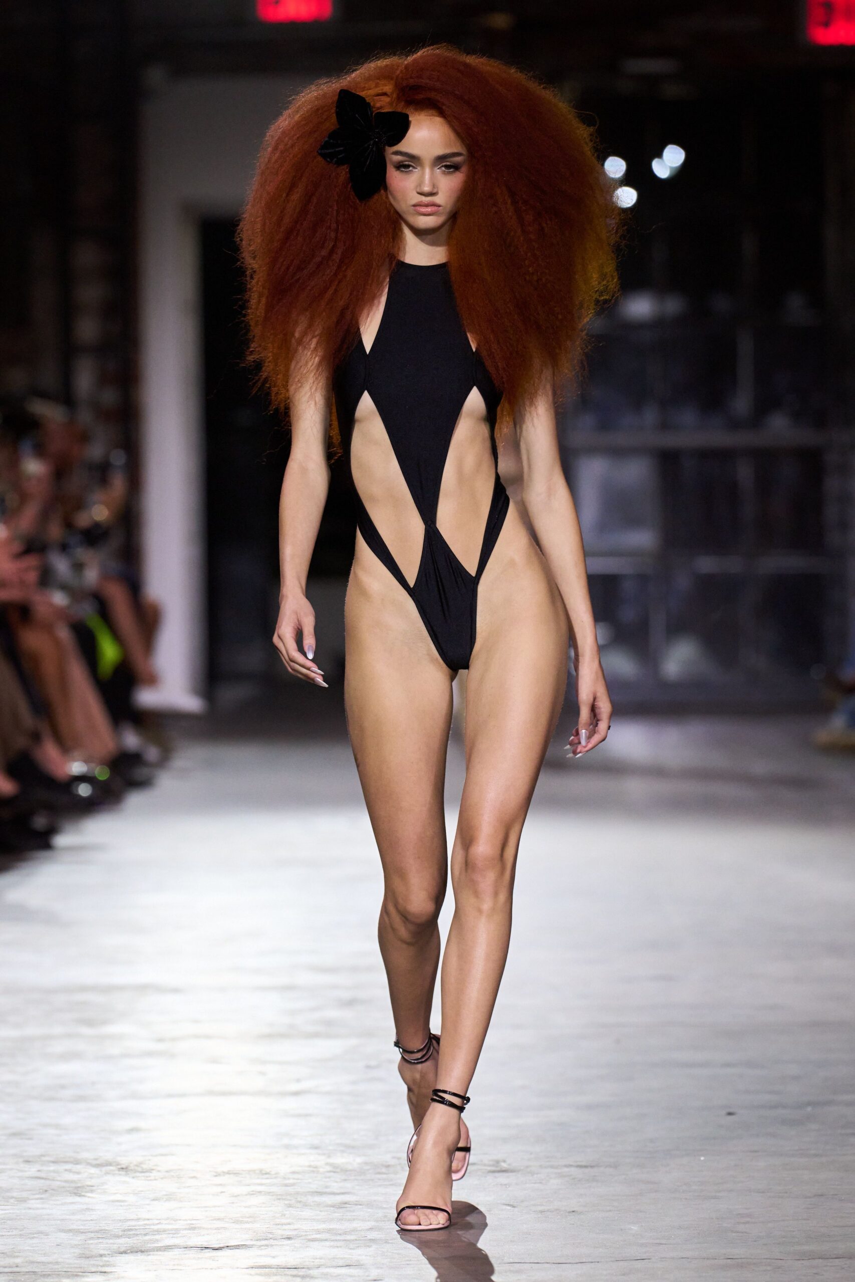 black cotton sleeveless low-cut fitted swimsuit