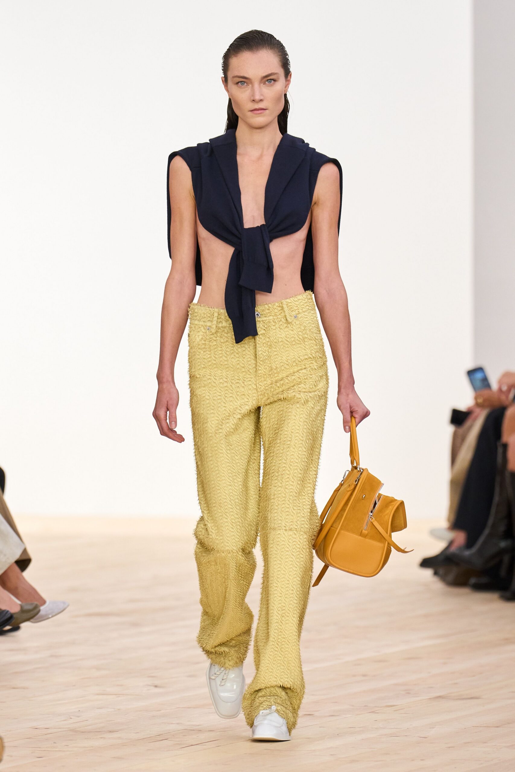 navy top yellow pants