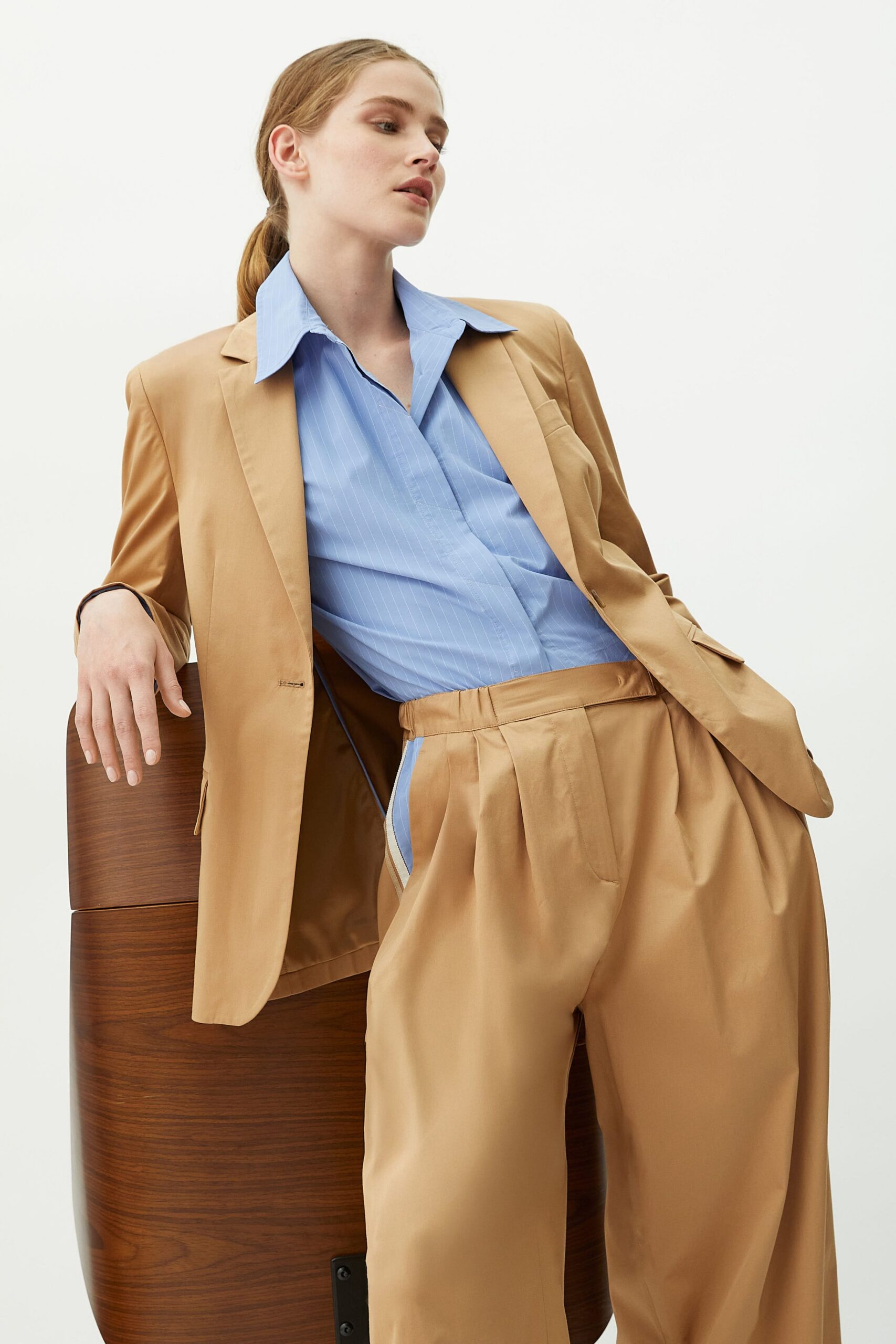 beige silk long-sleeve collared tailored blazer