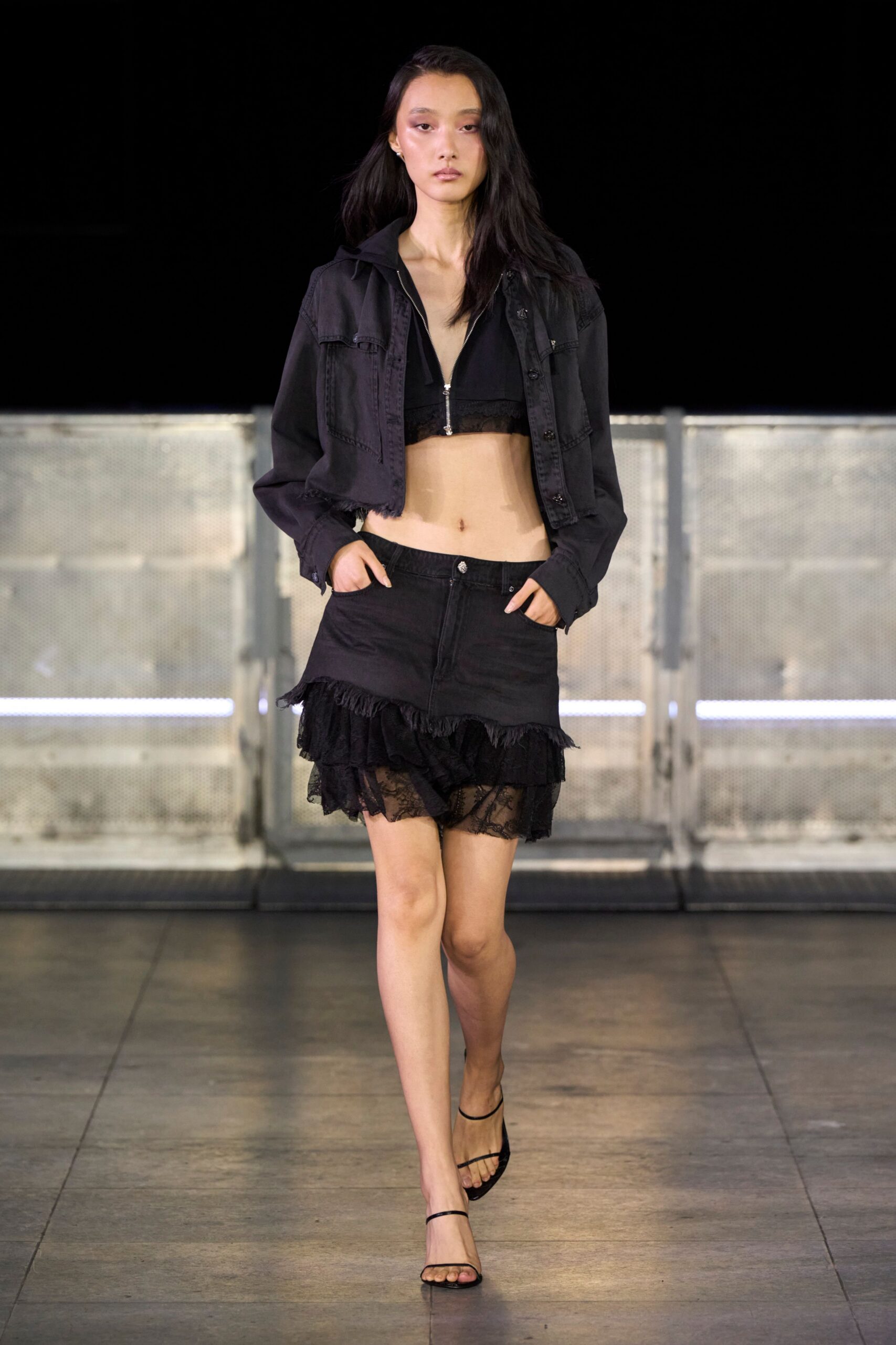 black denim long-sleeve collared fitted buttoned jacket