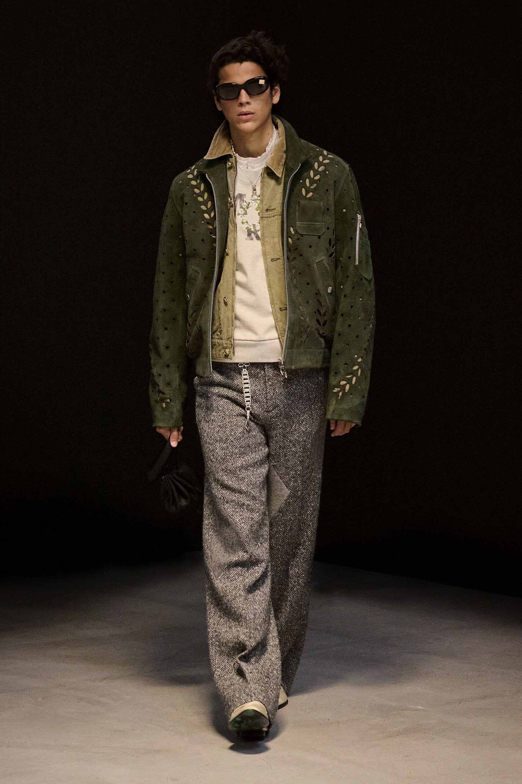 green suede long-sleeve collared fitted embroidered jacket