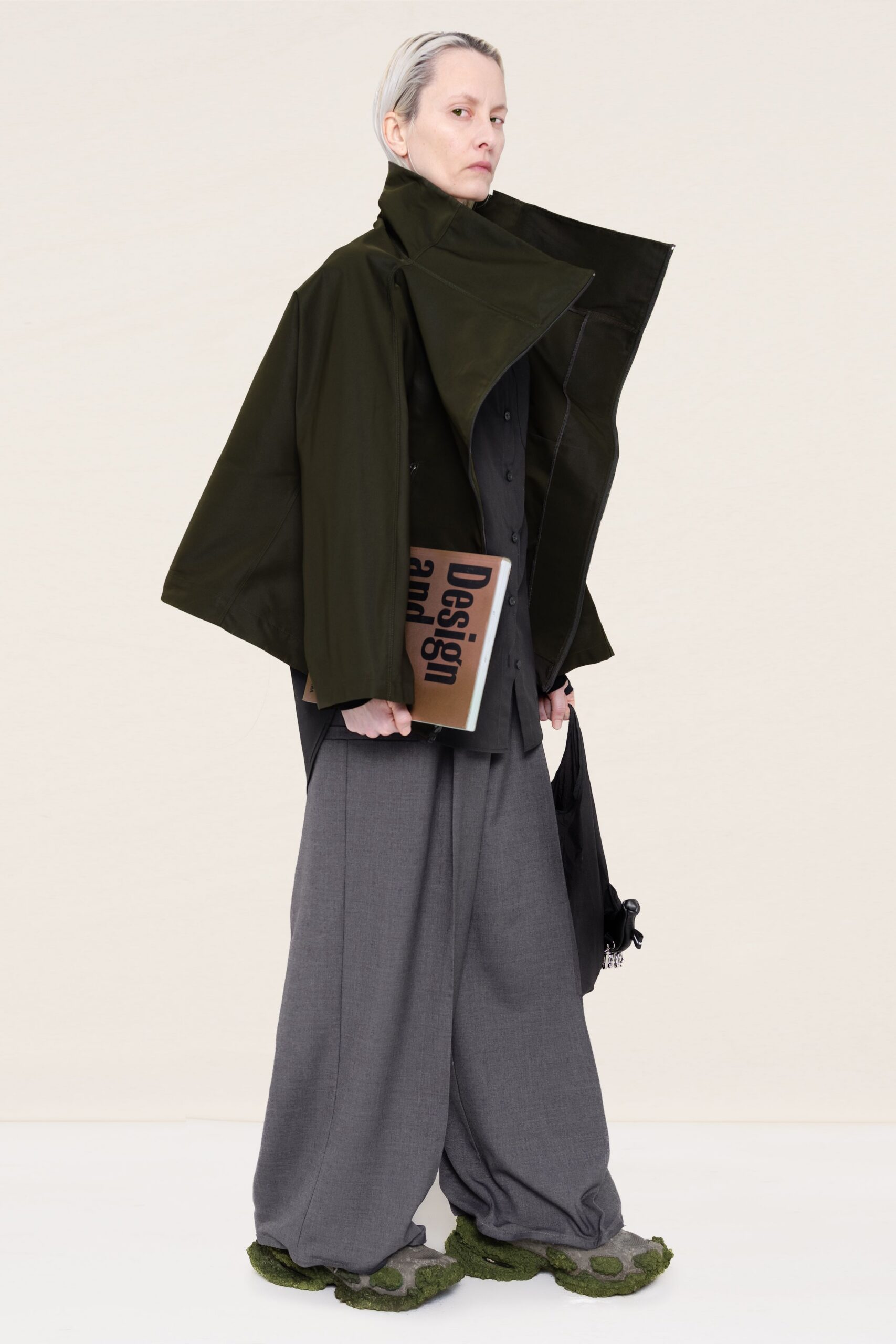 green cotton long-sleeve structured cape