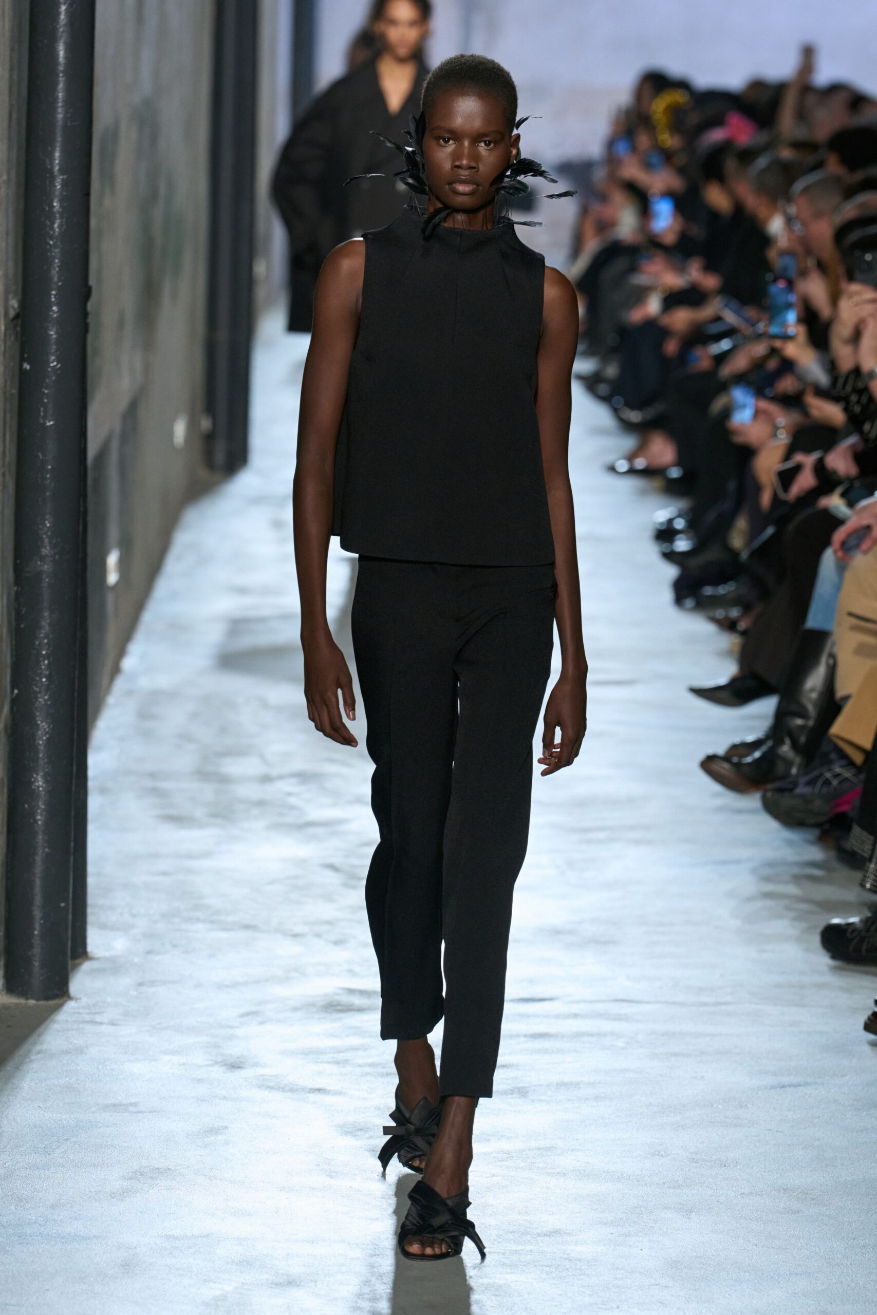 black fitted top with pants