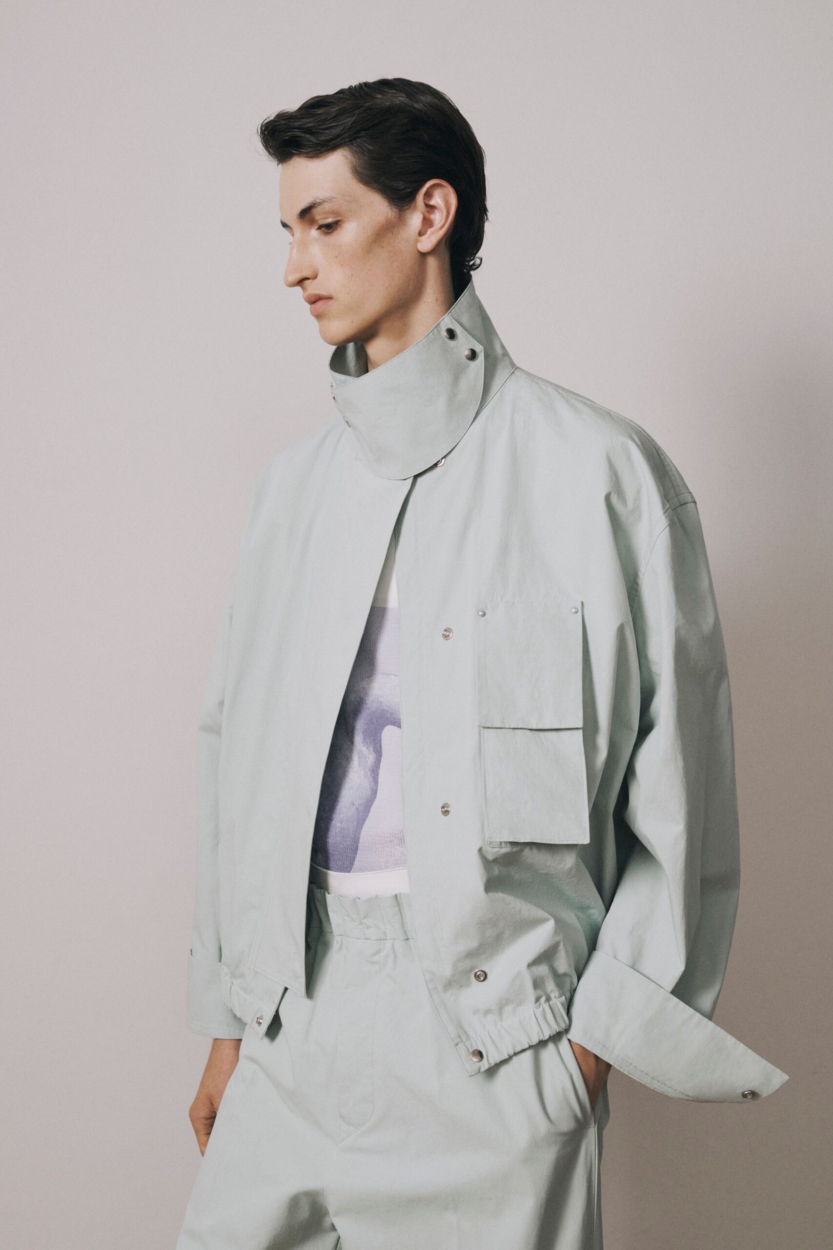 blue cotton long-sleeve collared oversized buttoned jacket
