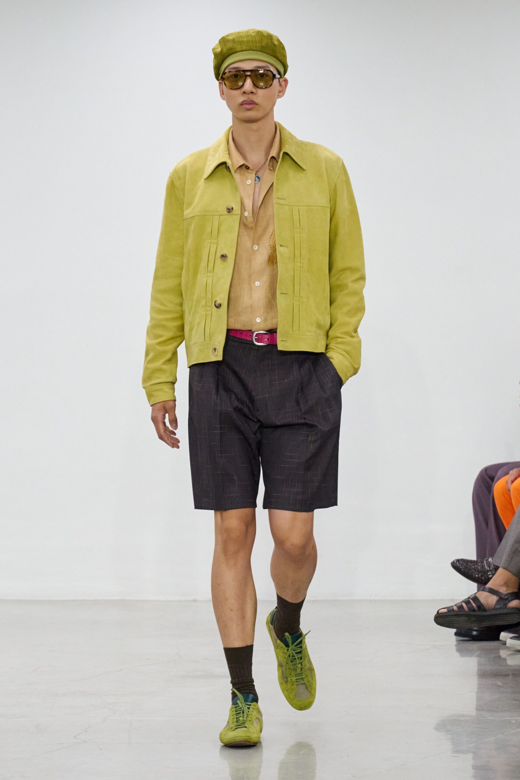 green suede long-sleeve collared fitted jacket
