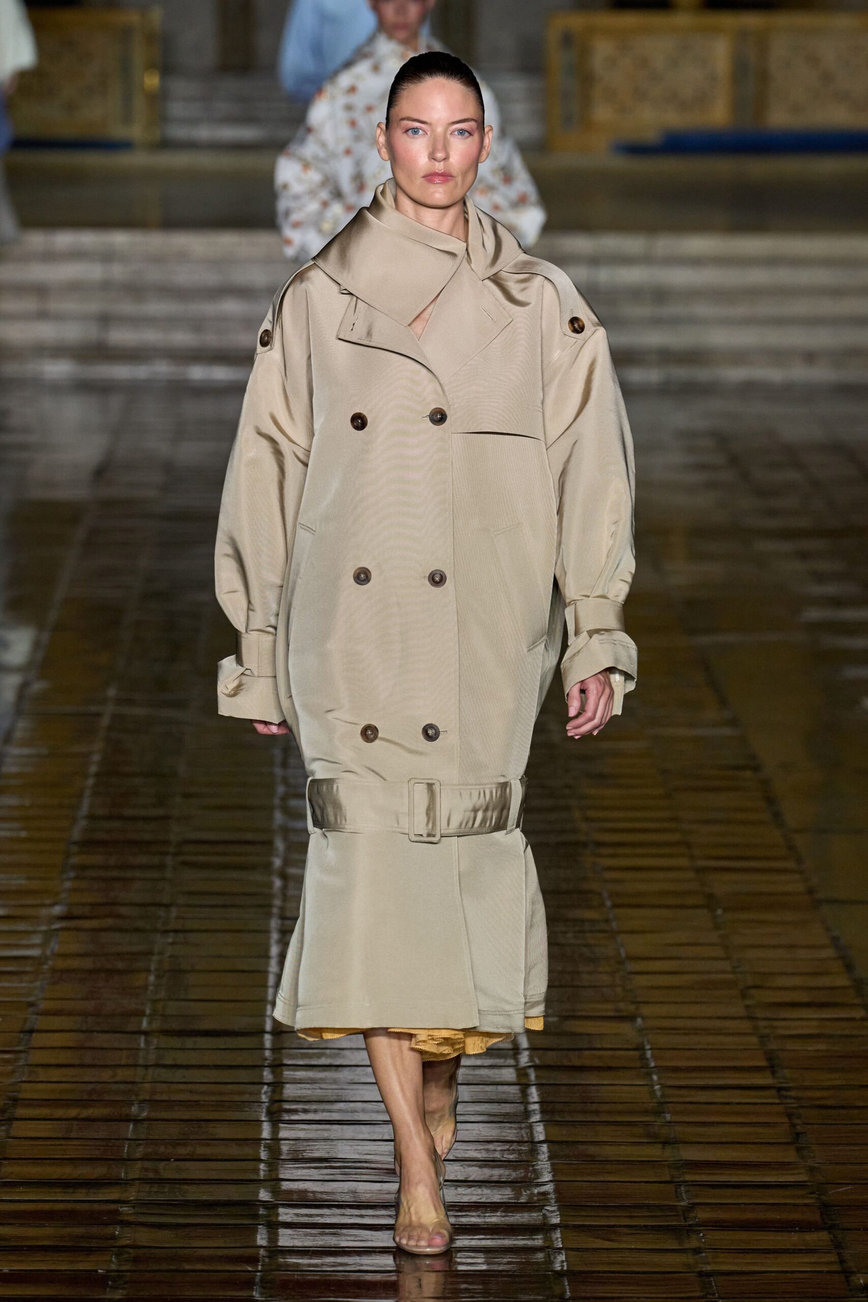 beige oversized coat with clear shoes