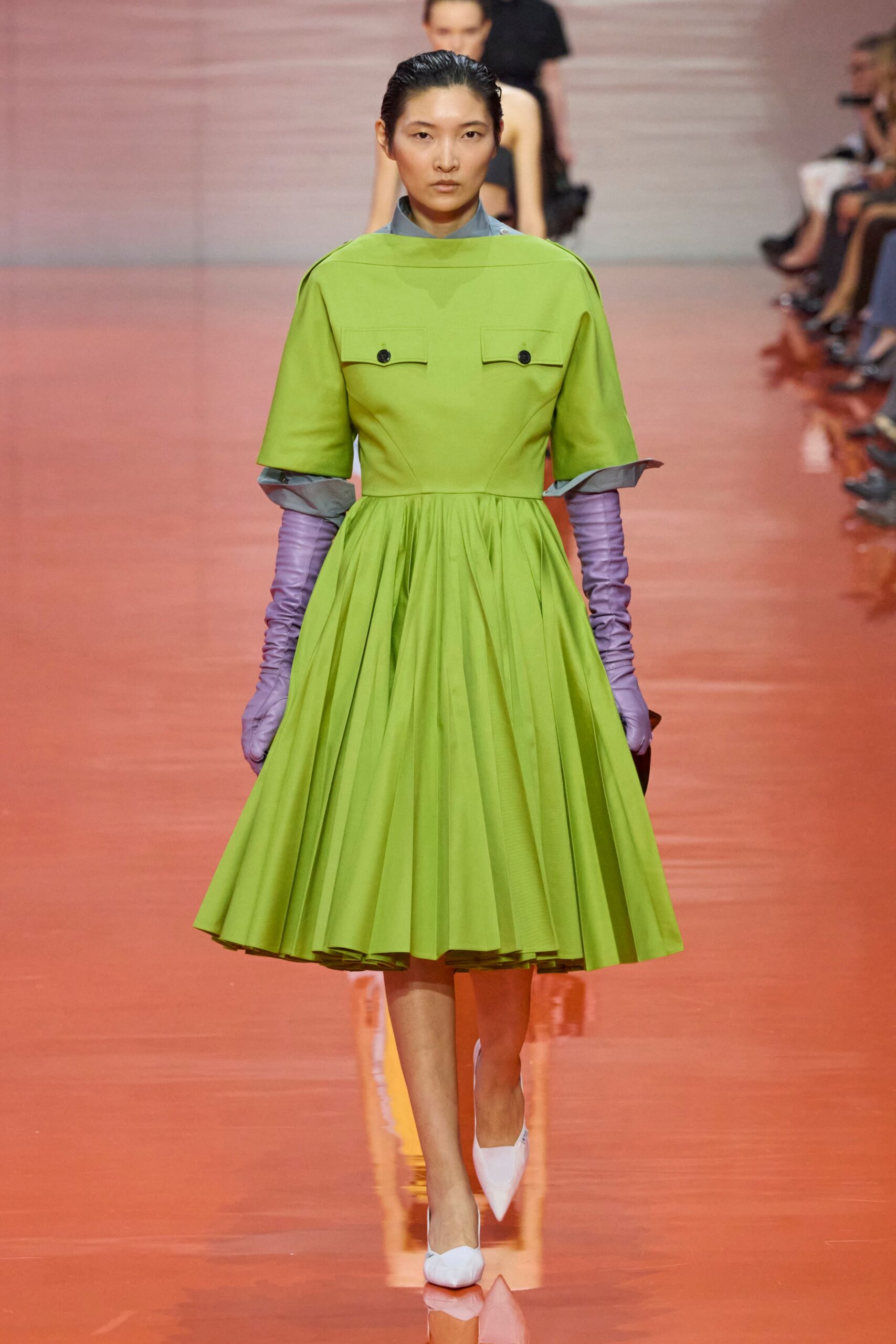 green cotton short-sleeve collared fitted pleated buttoned dress
