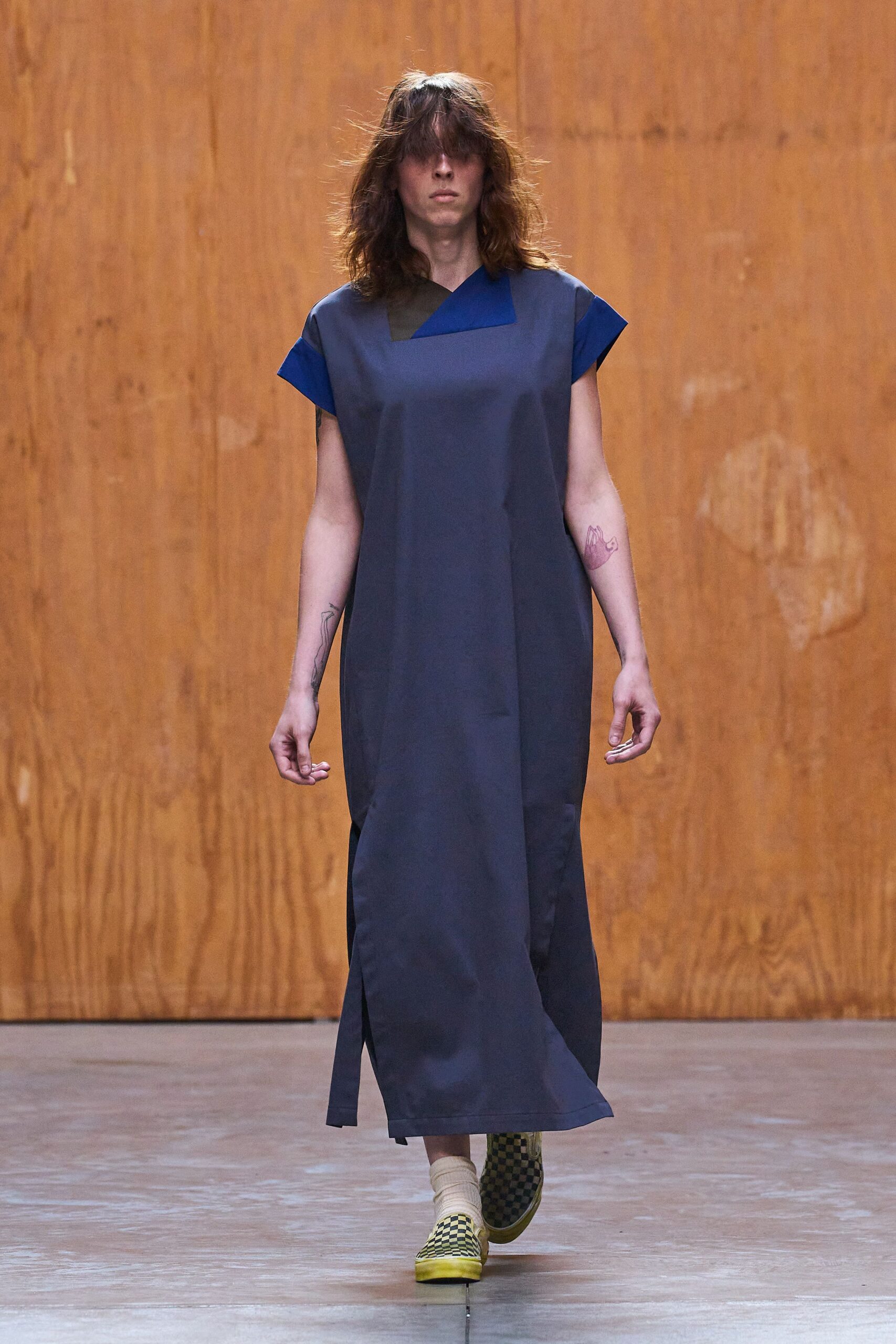 blue cotton short-sleeve v-neck relaxed layered maxi dress