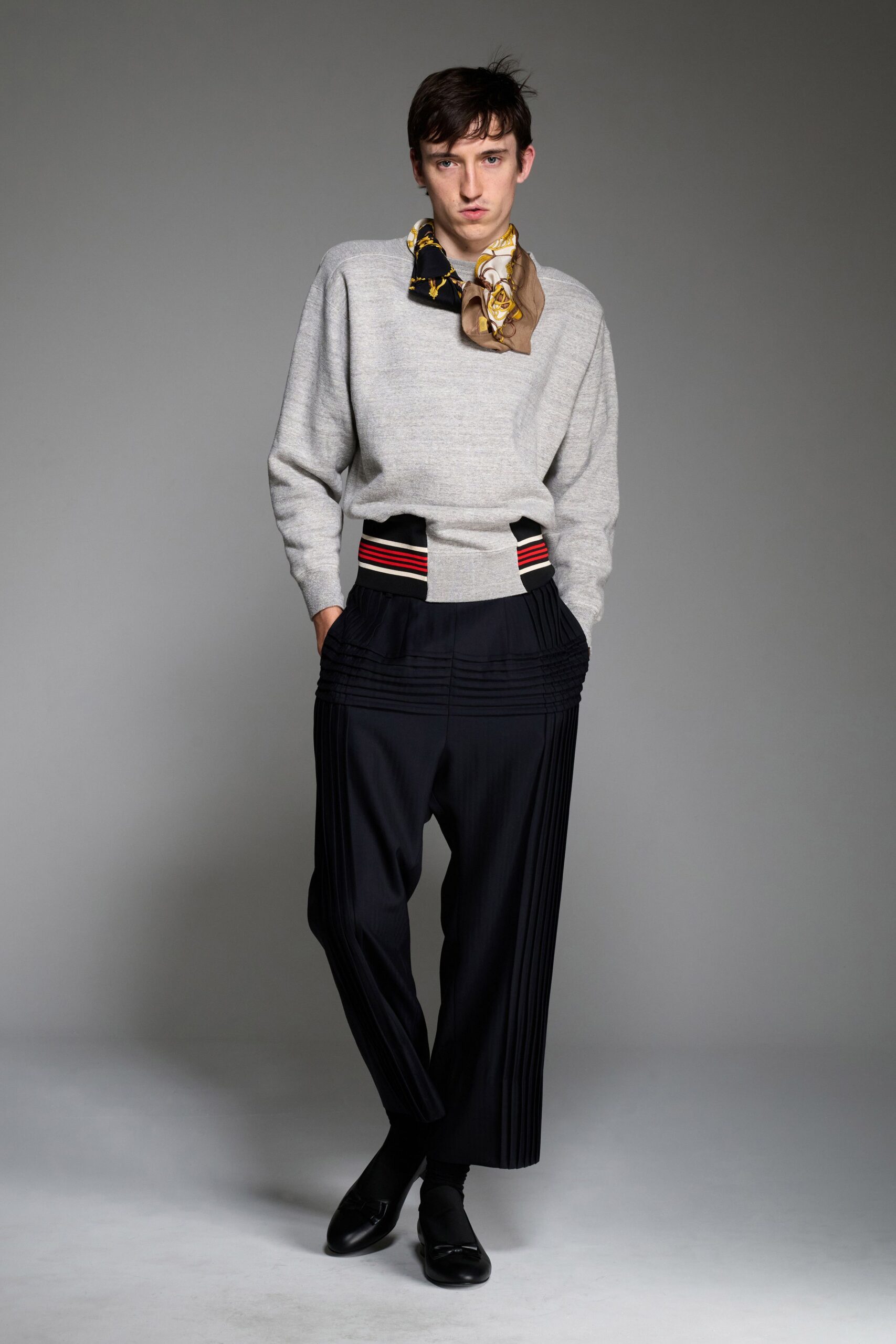 black cotton tailored pleated pants