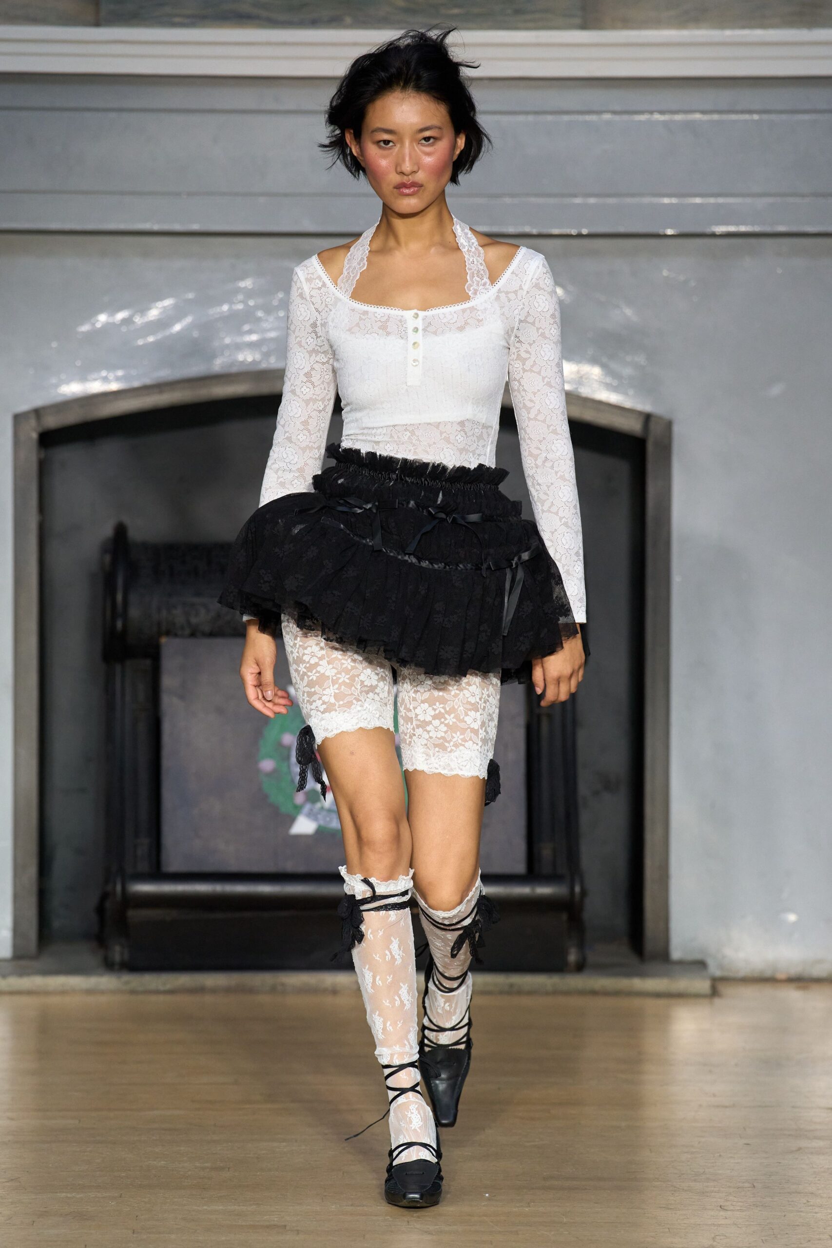 white lace long-sleeve v-neck fitted buttoned top