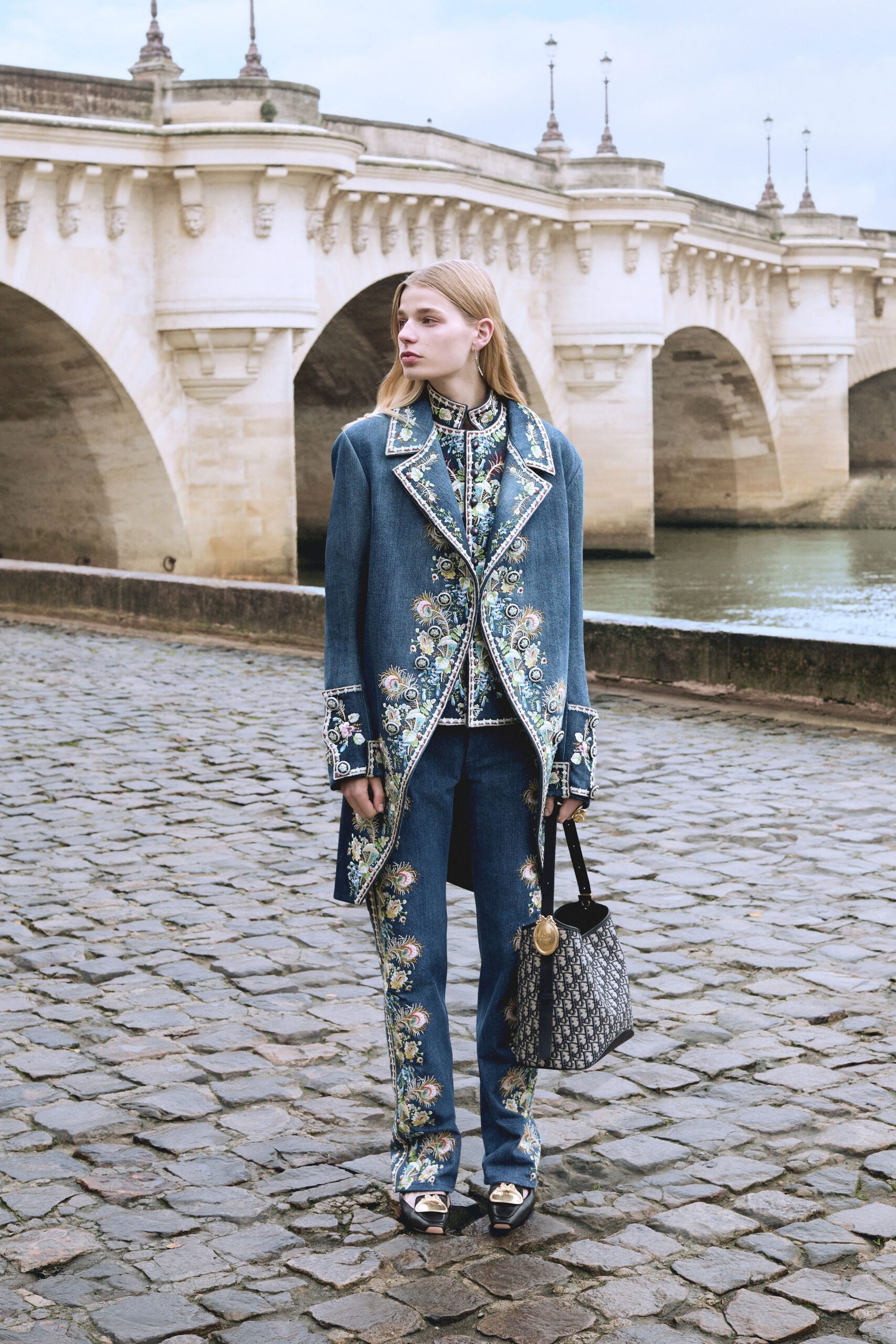 blue denim long-sleeve collared fitted embroidered buttoned coat