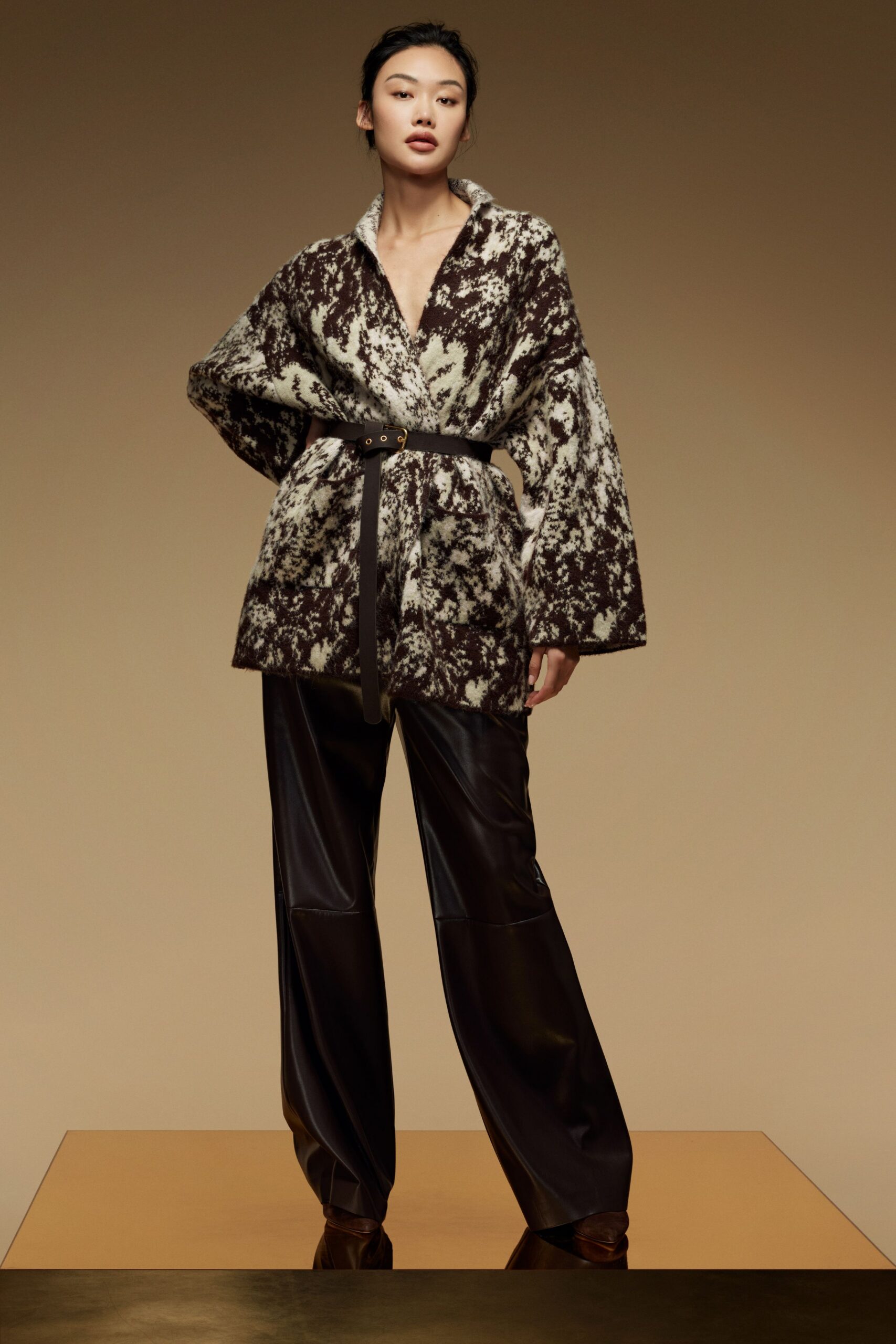 brown wool long-sleeve collared relaxed belted printed jacket