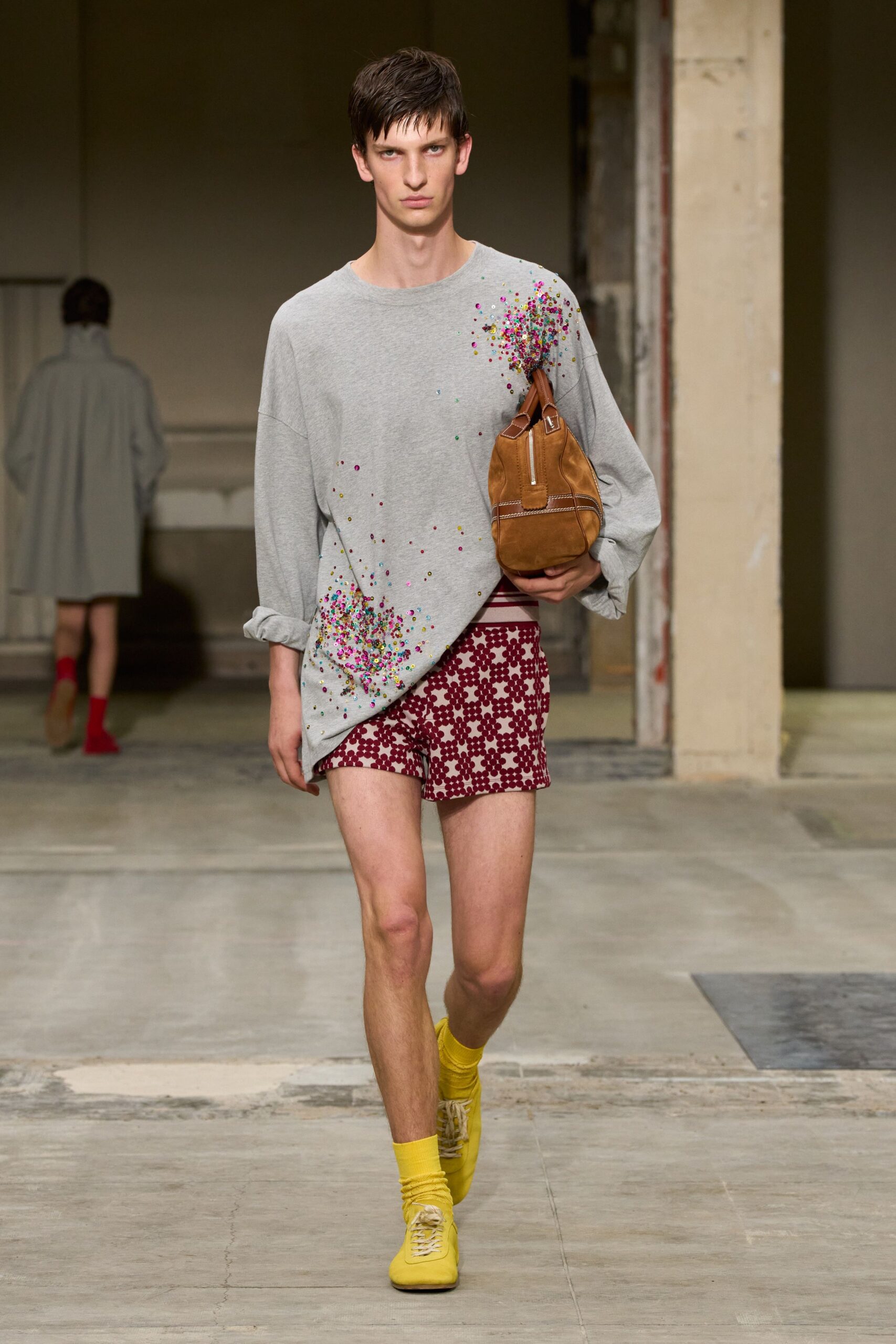 red cotton fitted printed short shorts