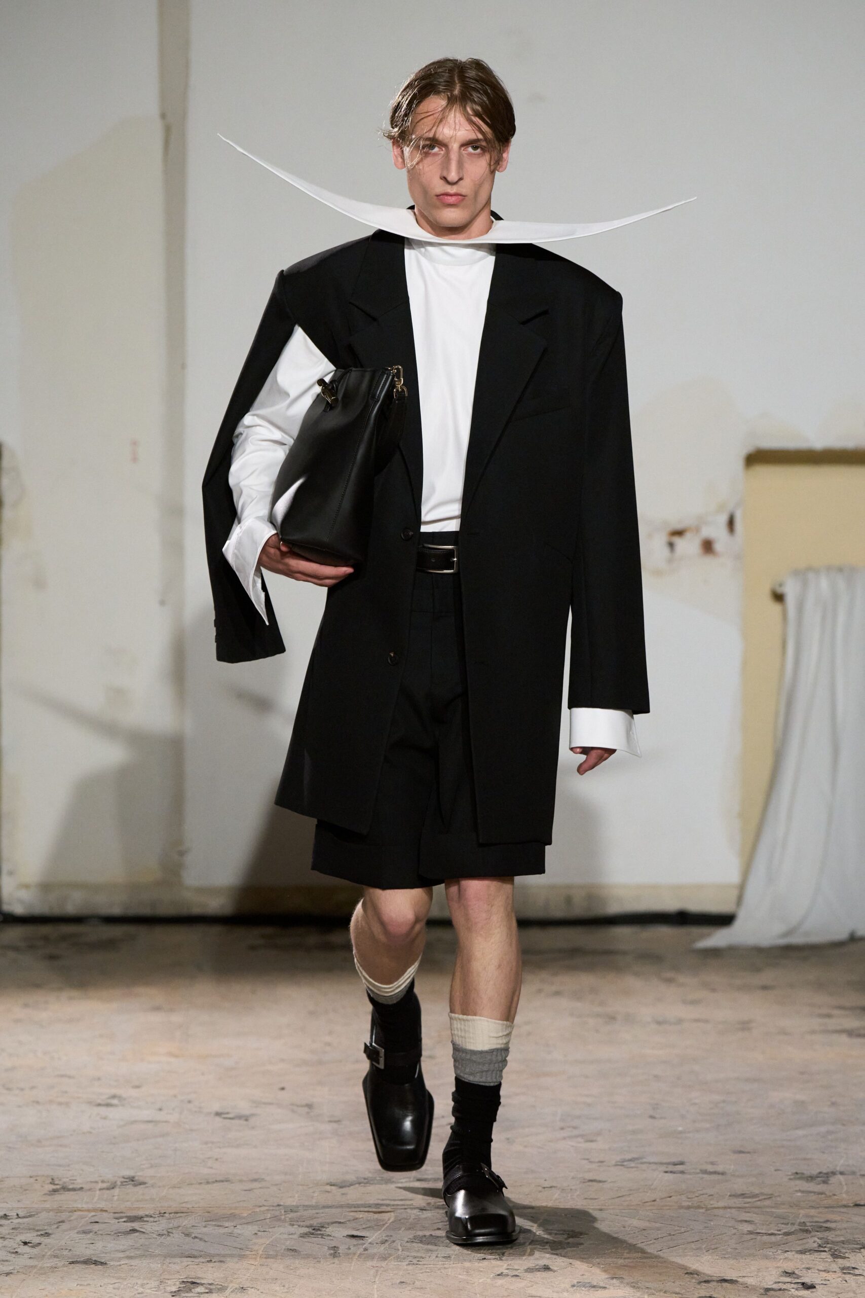 oversized black blazer with shorts