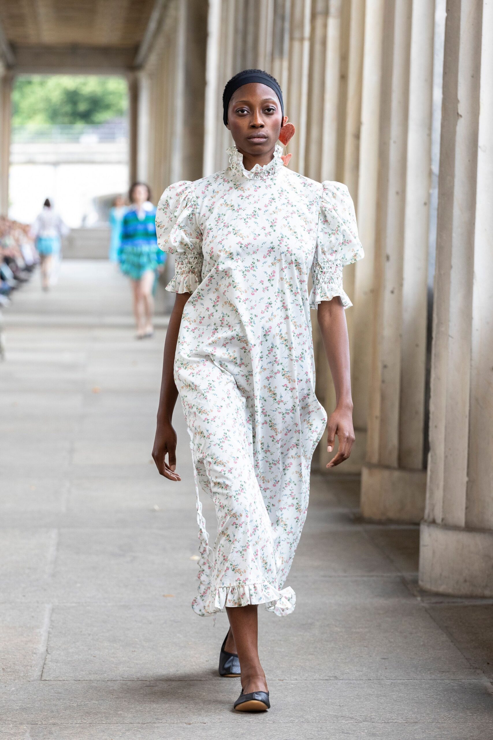 white cotton short-sleeve high-neck relaxed floral ruffled dress