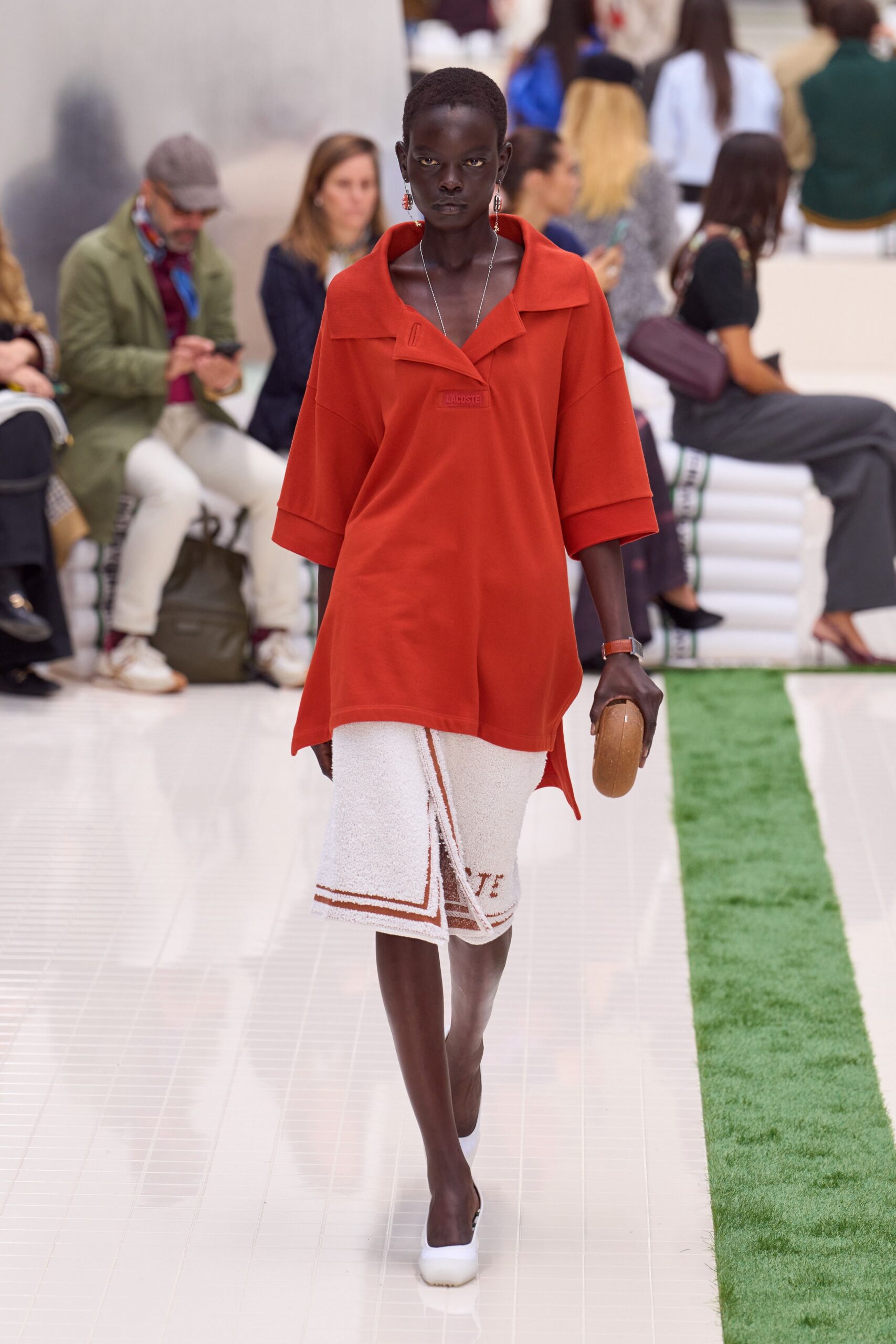 red cotton short-sleeve collared oversized top