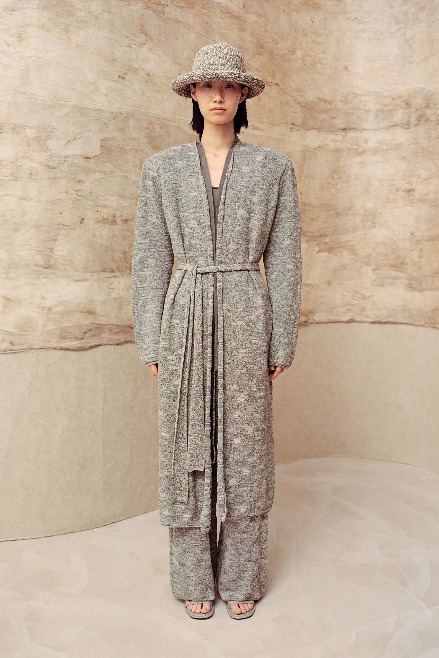 gray cotton long-sleeve collared relaxed belted textured coat
