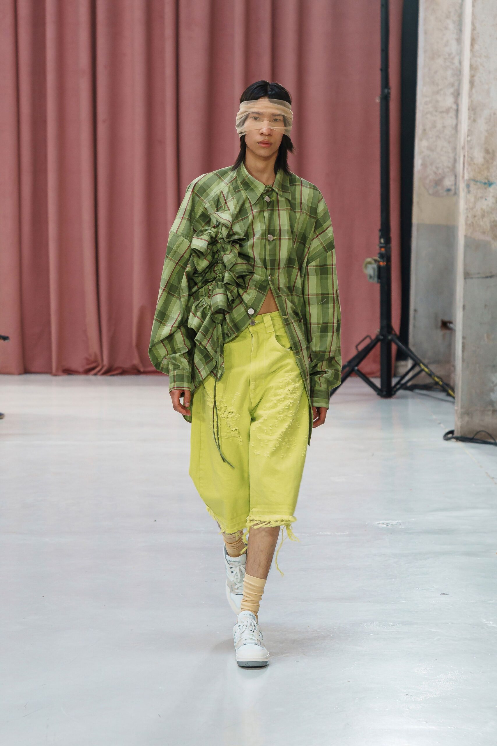 green cotton long-sleeve collared oversized checked ruffled shirt