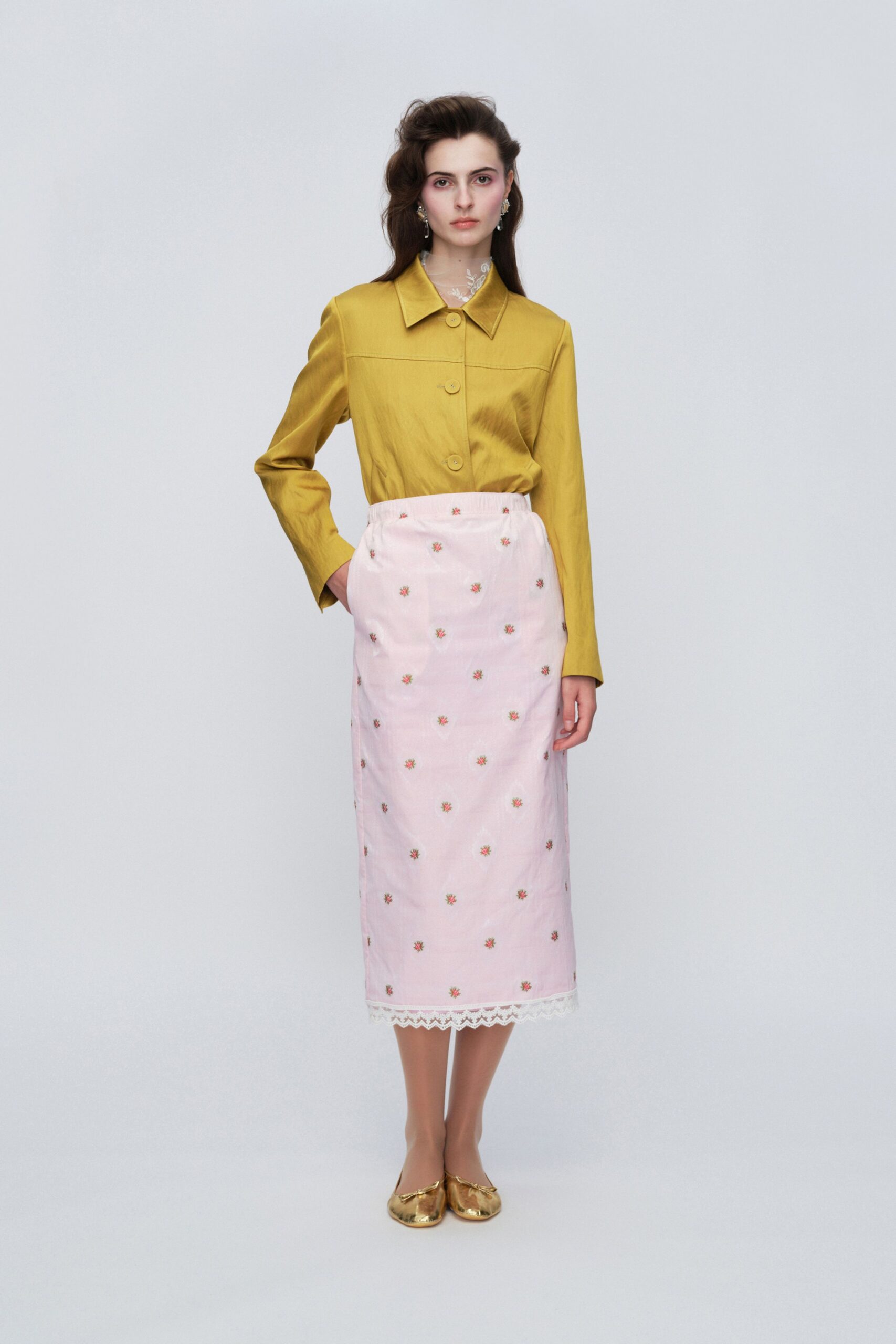 yellow cotton long-sleeve collared fitted buttoned shirt
